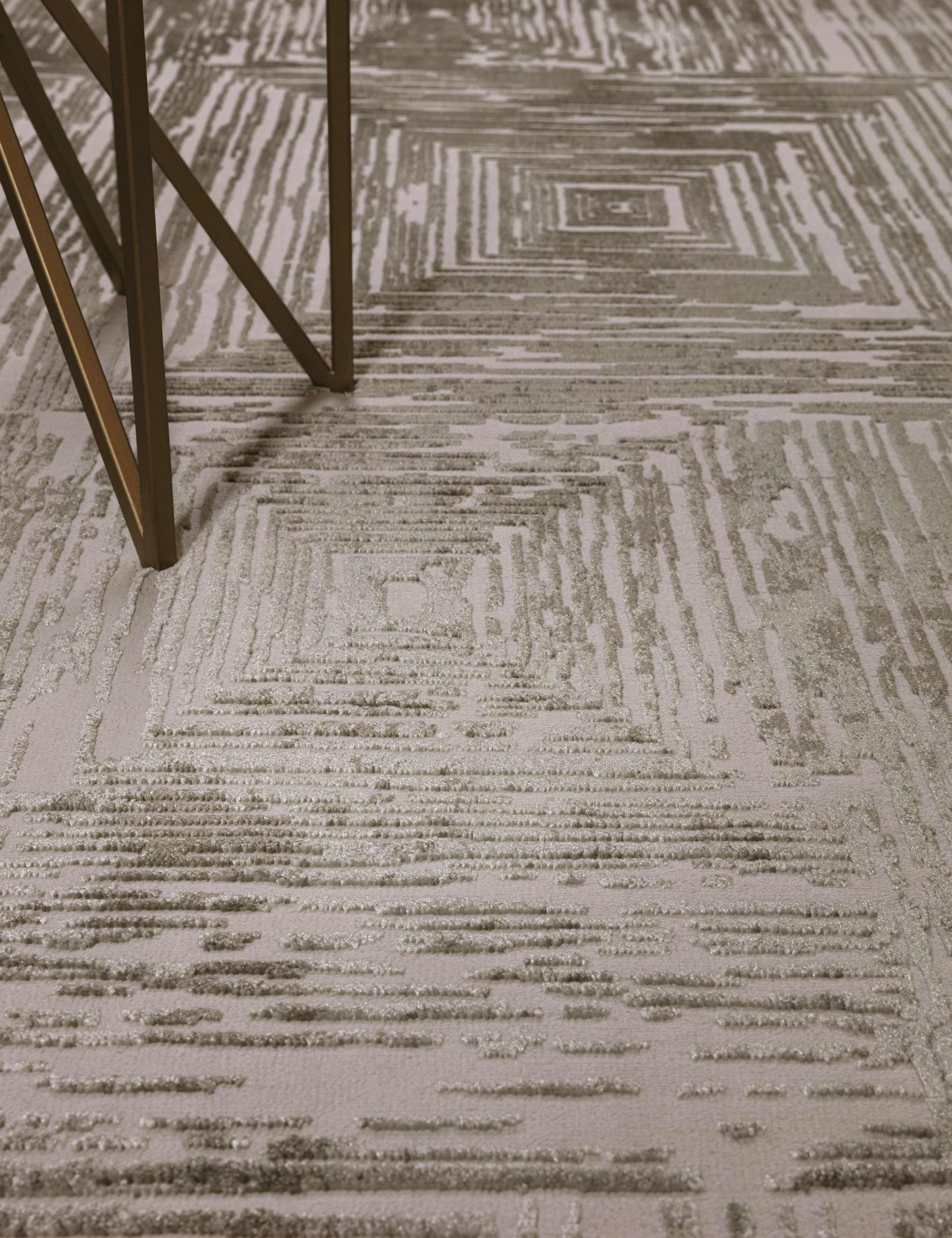 Kuza Portrait Woven Rug 5 of 8