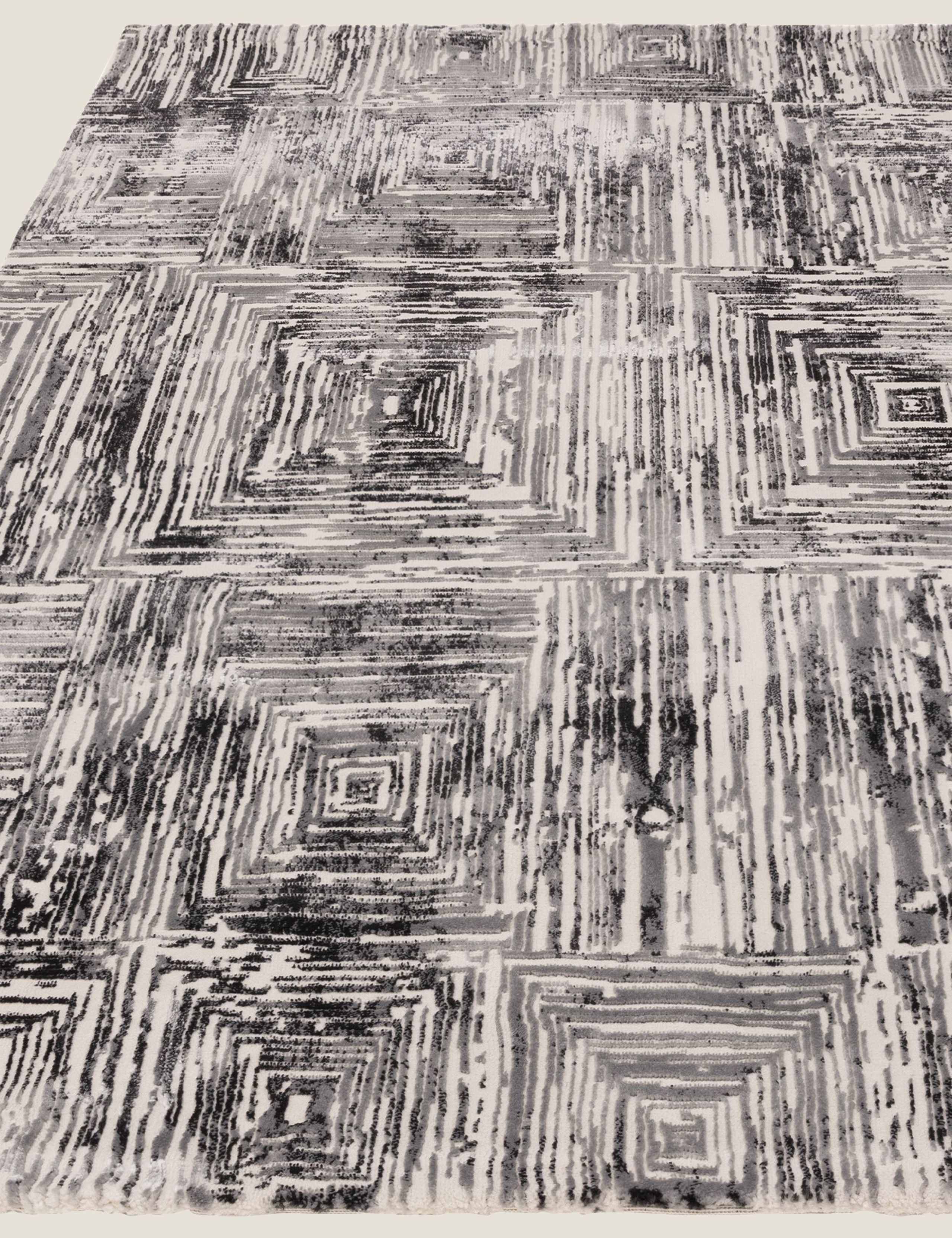 Kuza Portrait Woven Rug 2 of 8