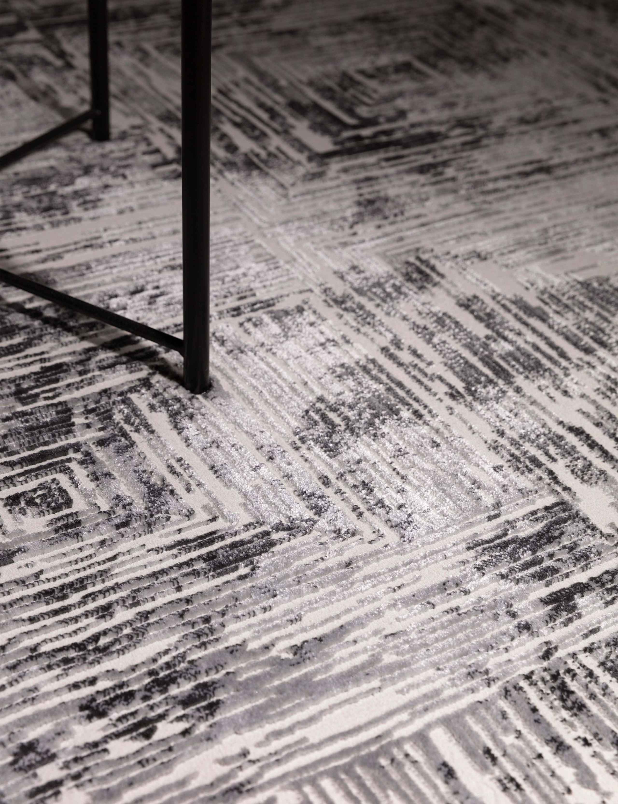 Kuza Portrait Woven Rug 5 of 8