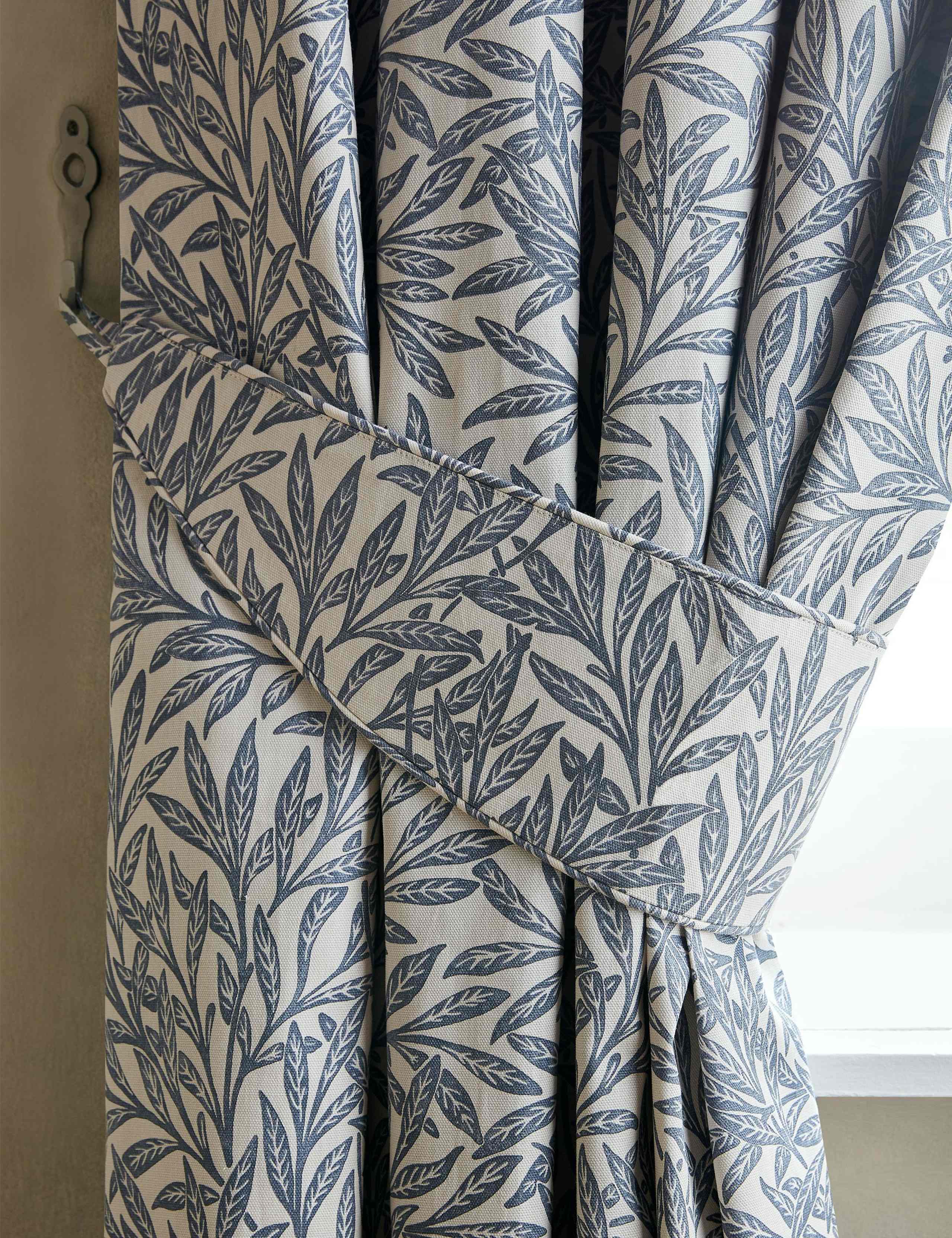 Original Willow Pencil Pleat Blackout Curtains 3 of 5