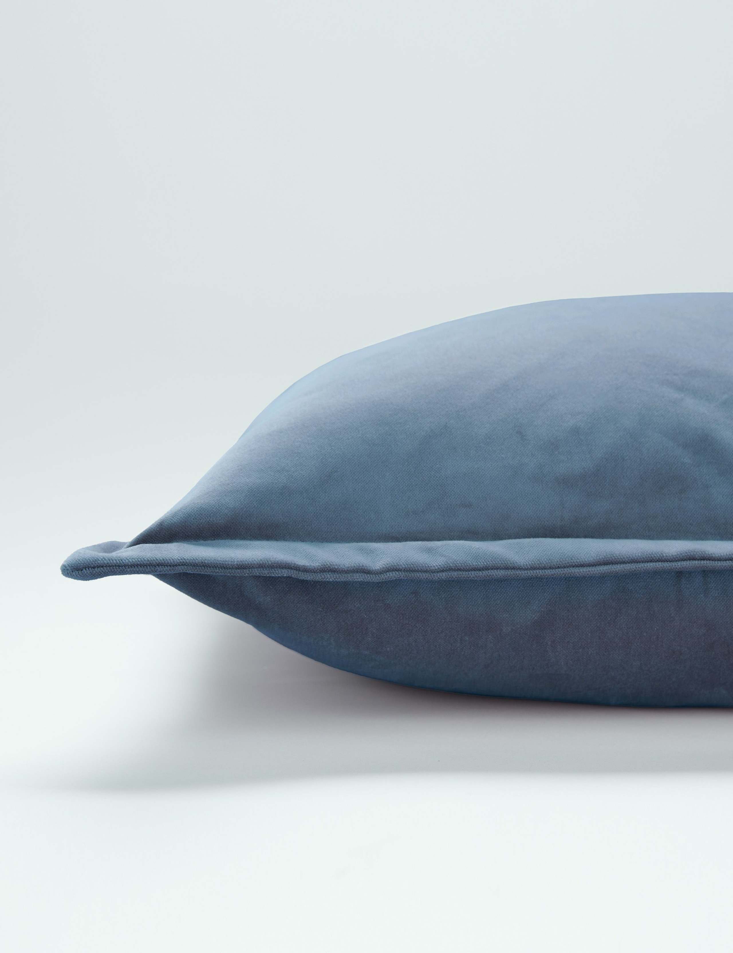 Velvet Hanya Cushion 3 of 4