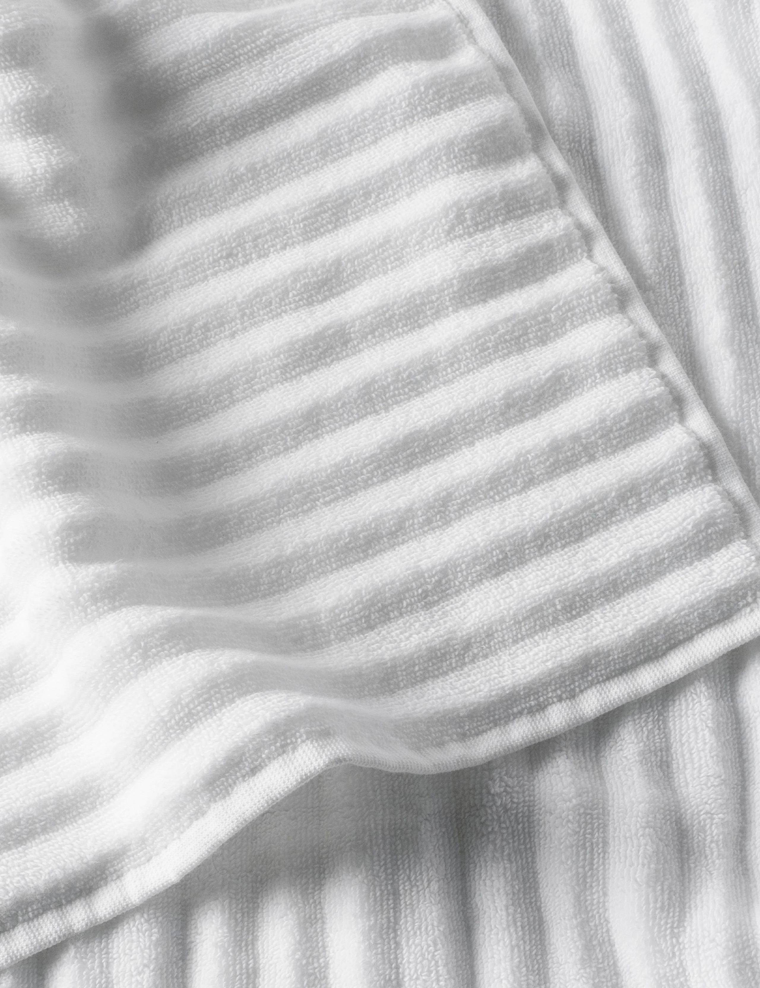 Pure Cotton Rippled Bath Towel 6 of 7