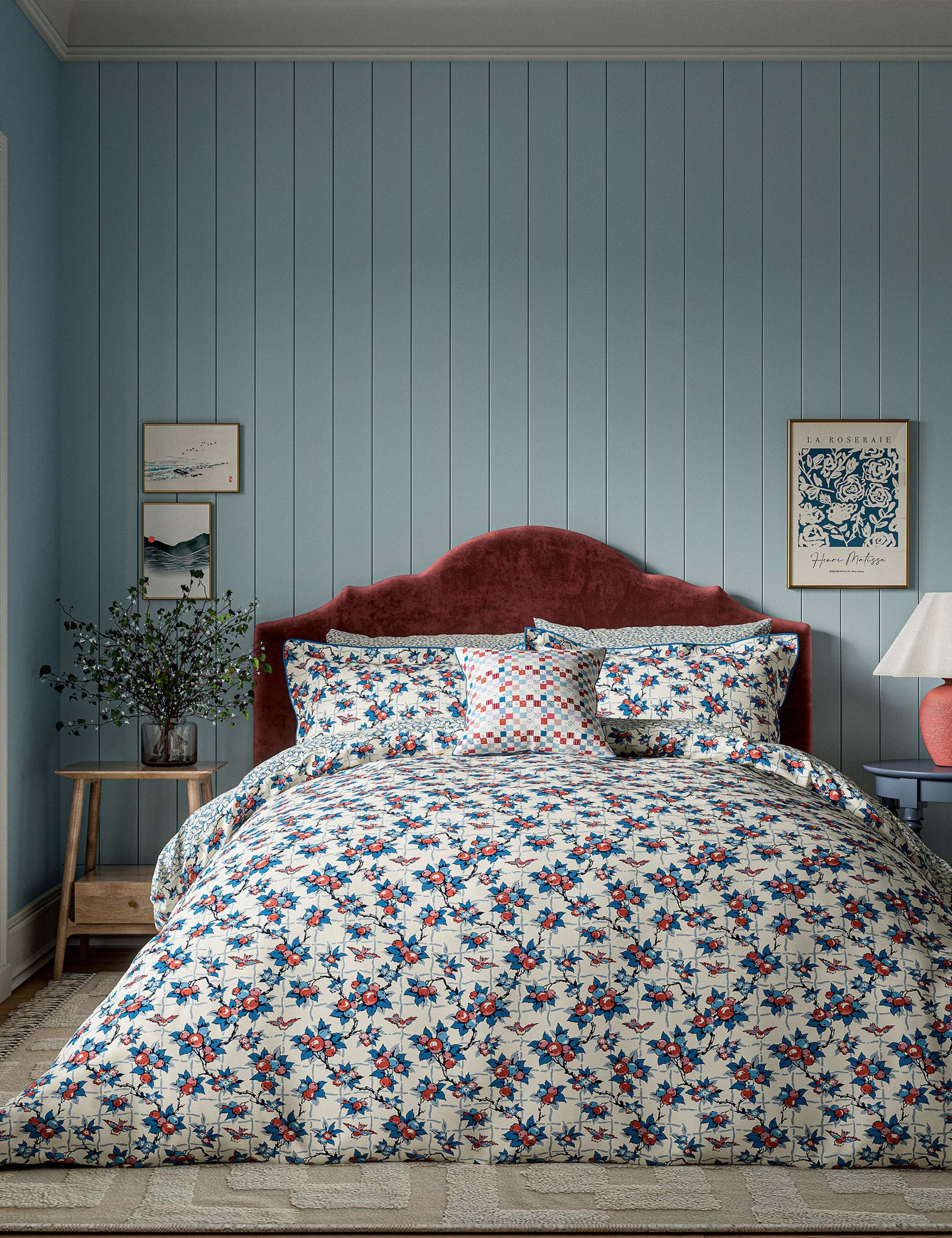 Pure Cotton Berry Grove Bedding Set 1 of 4