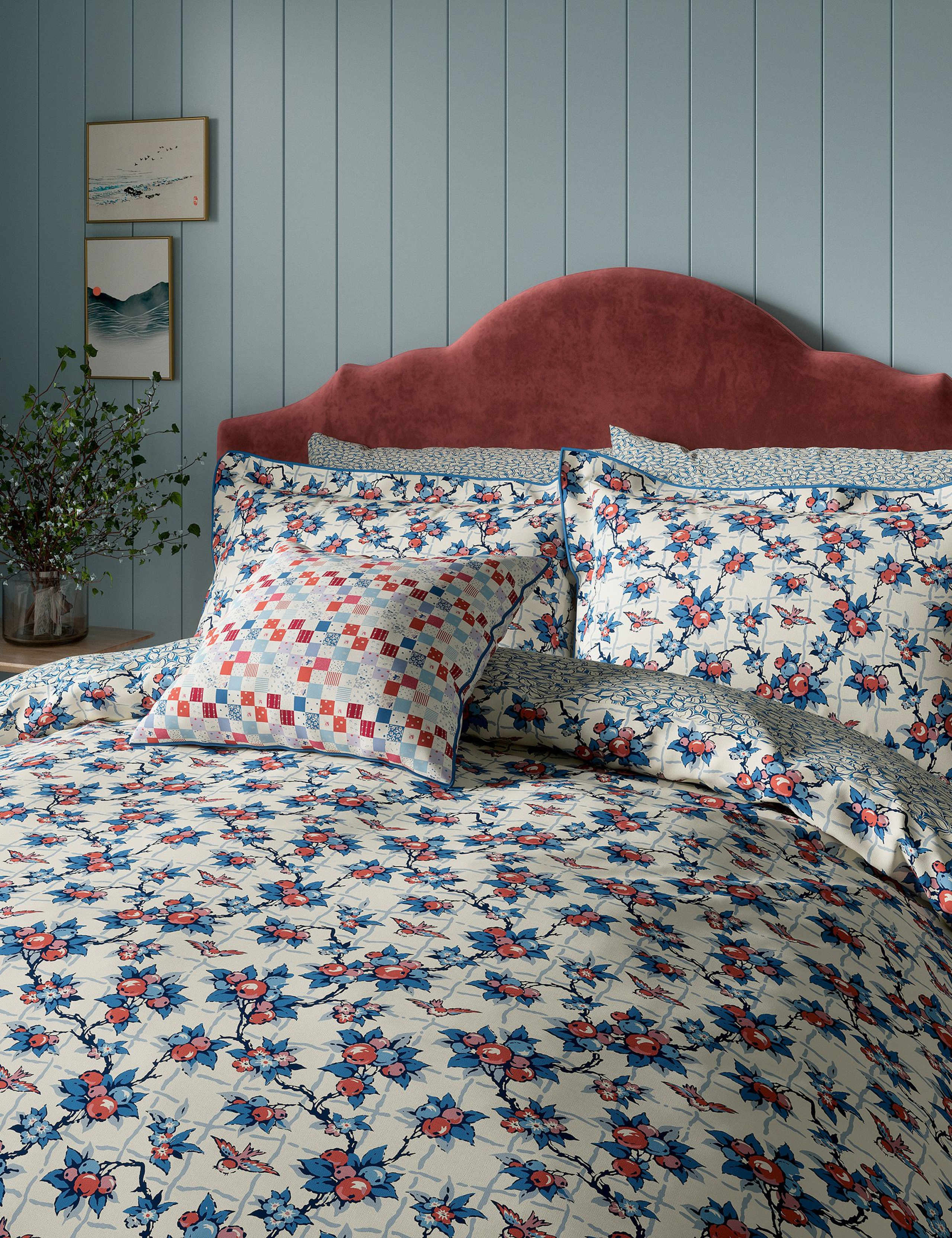 Pure Cotton Berry Grove Bedding Set 3 of 4