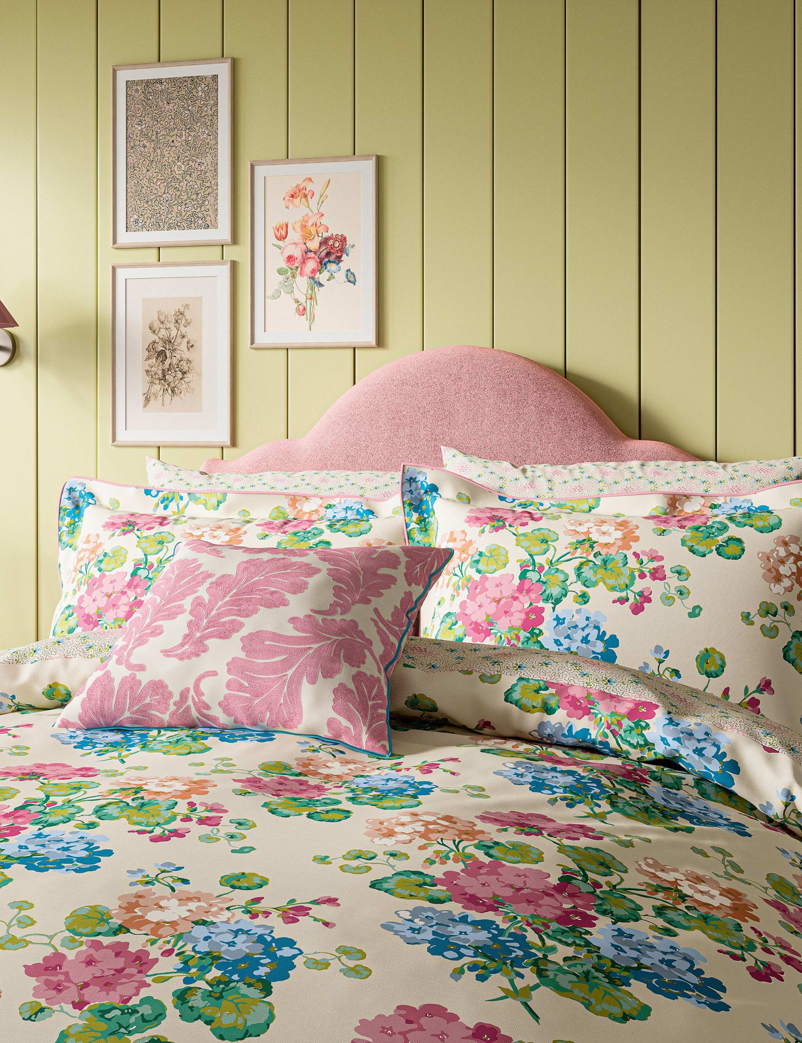 Pure Cotton Lori Bedding Set 3 of 4