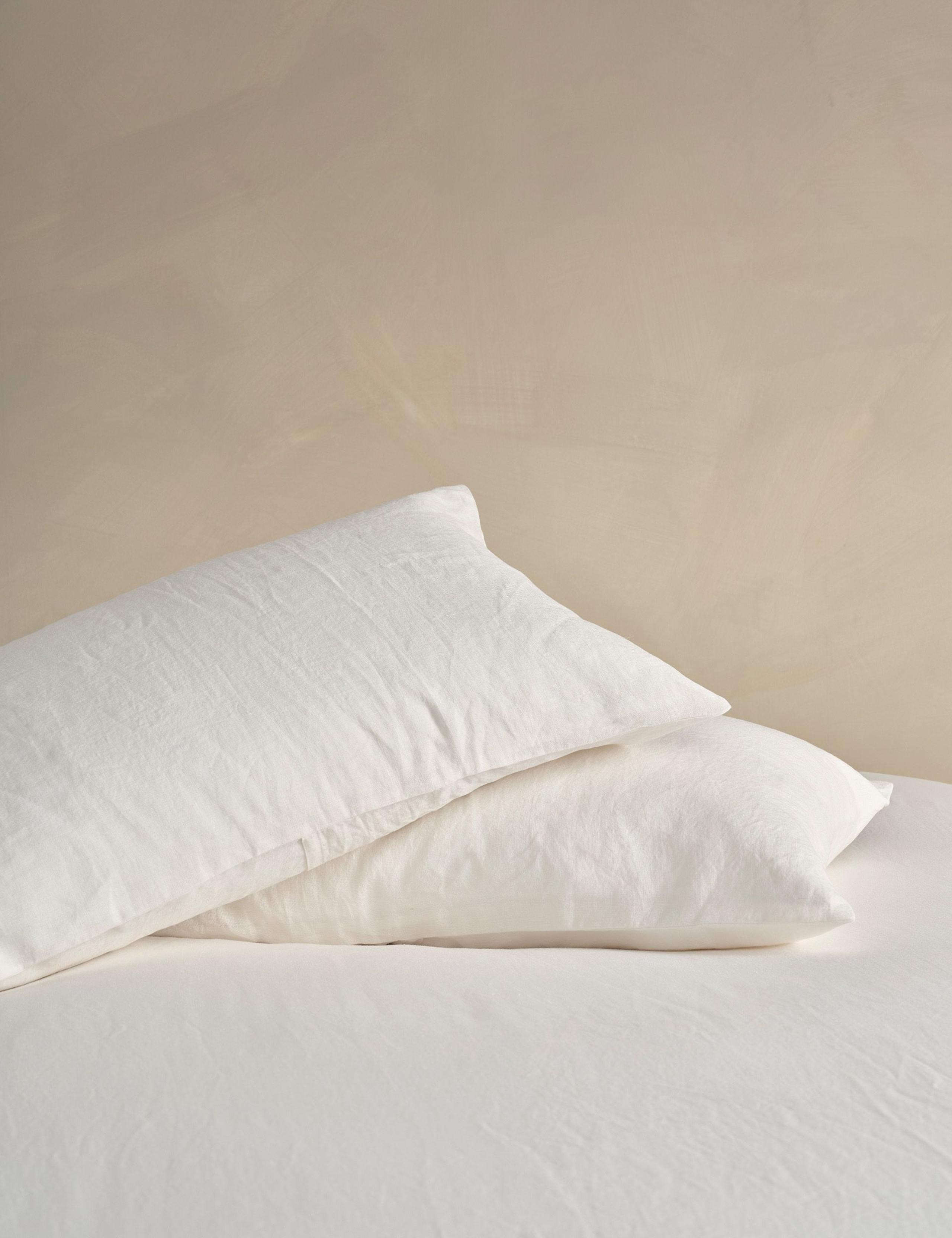 Pure Linen Washed Fitted Sheet 2 of 3