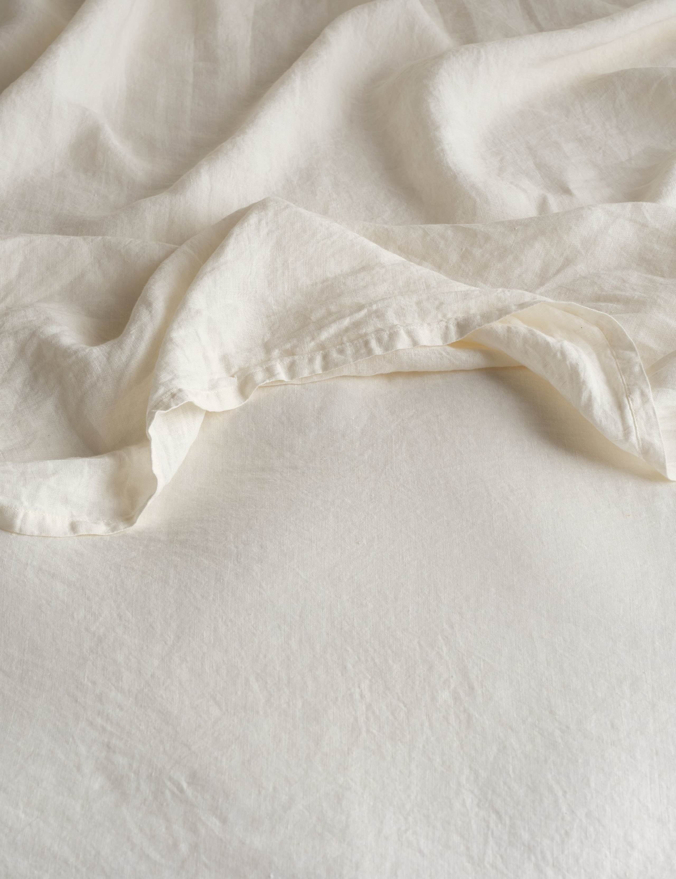 Pure Linen Washed Flat Sheet 3 of 3