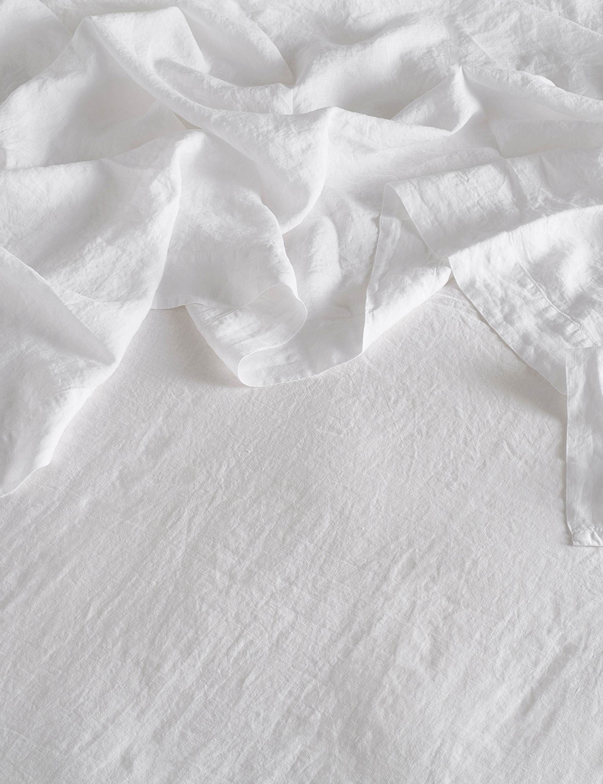 Pure Linen Washed Flat Sheet 1 of 2