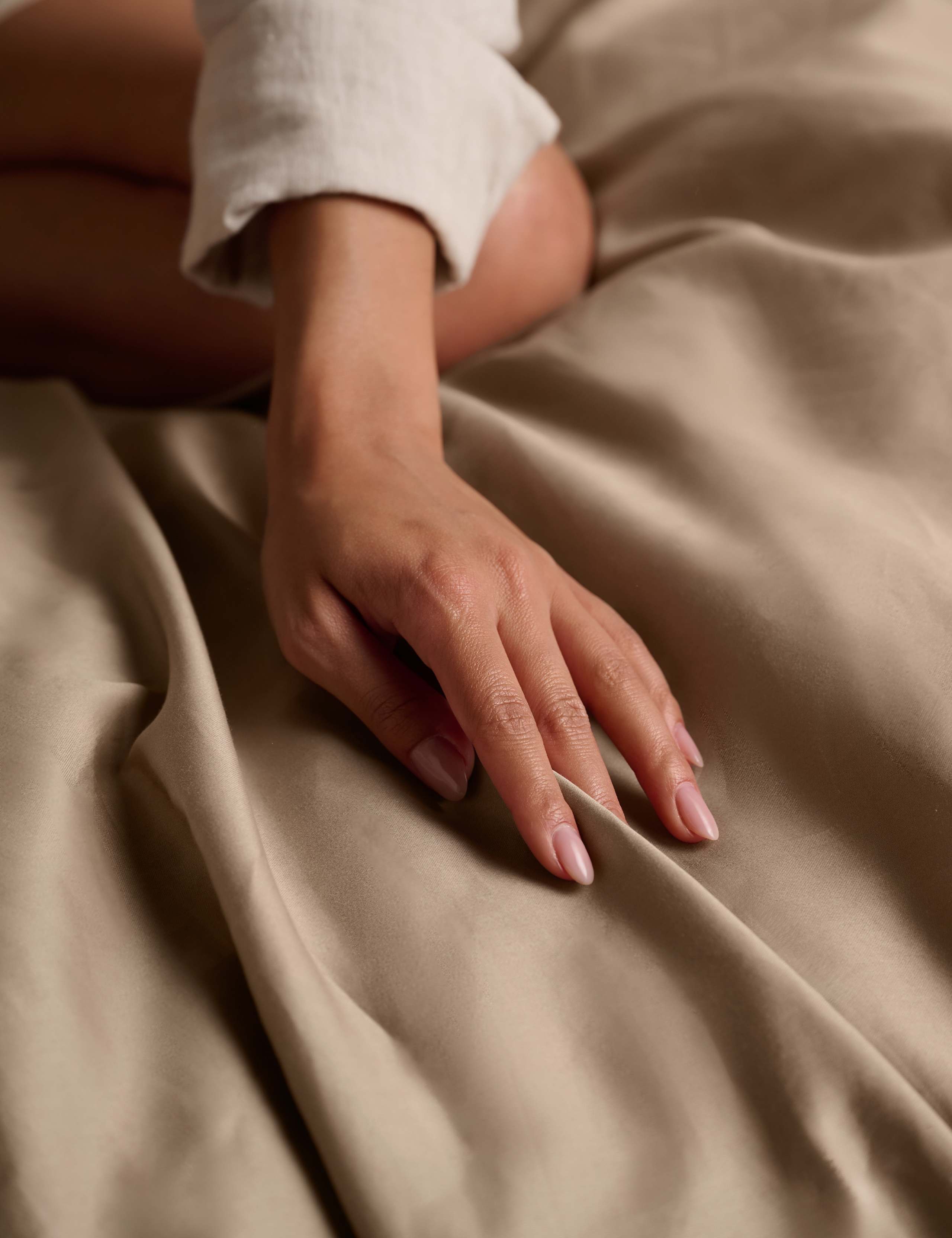 Cotton Sateen Deep Fitted Sheet 4 of 4