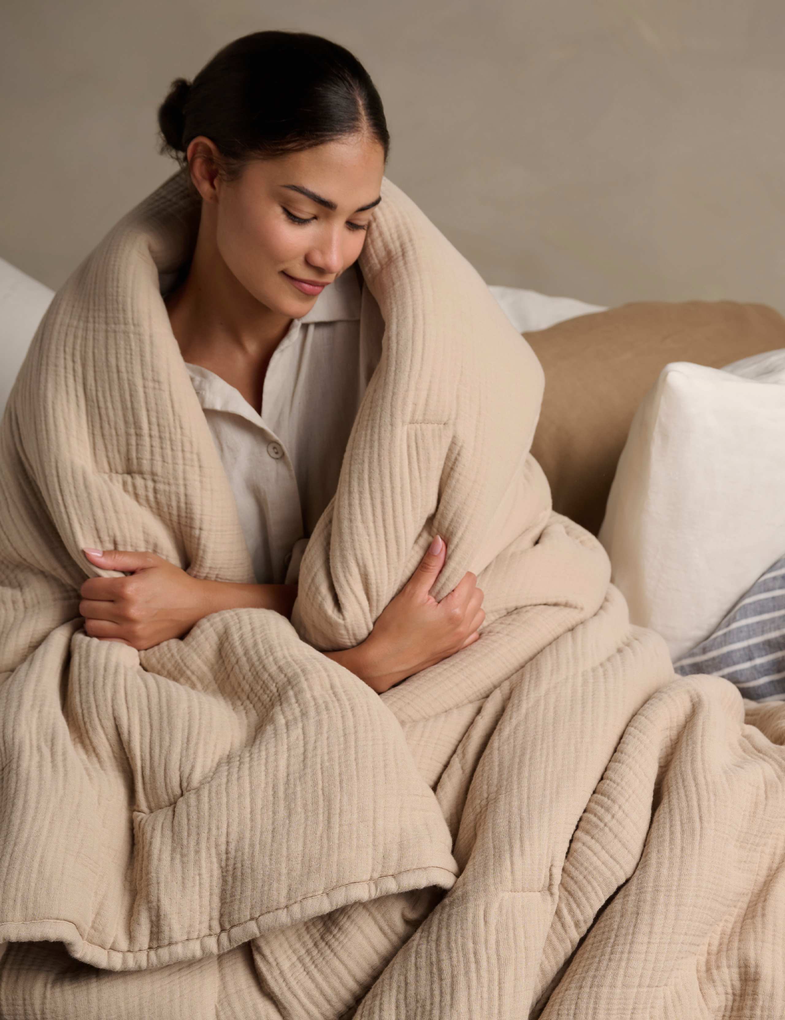 Pure Cotton Throw 2 of 9