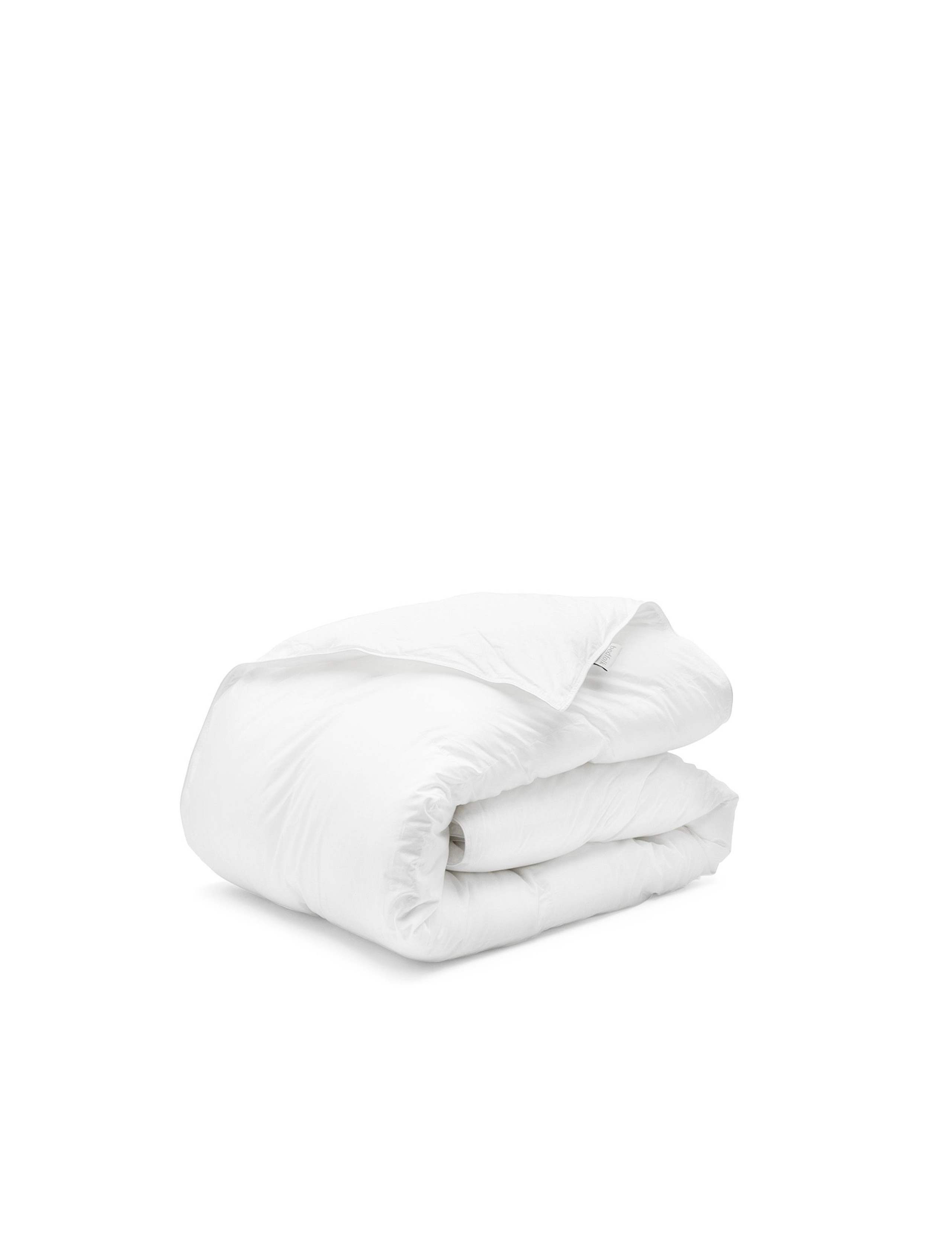 13.5 Tog Duvet 2 of 4