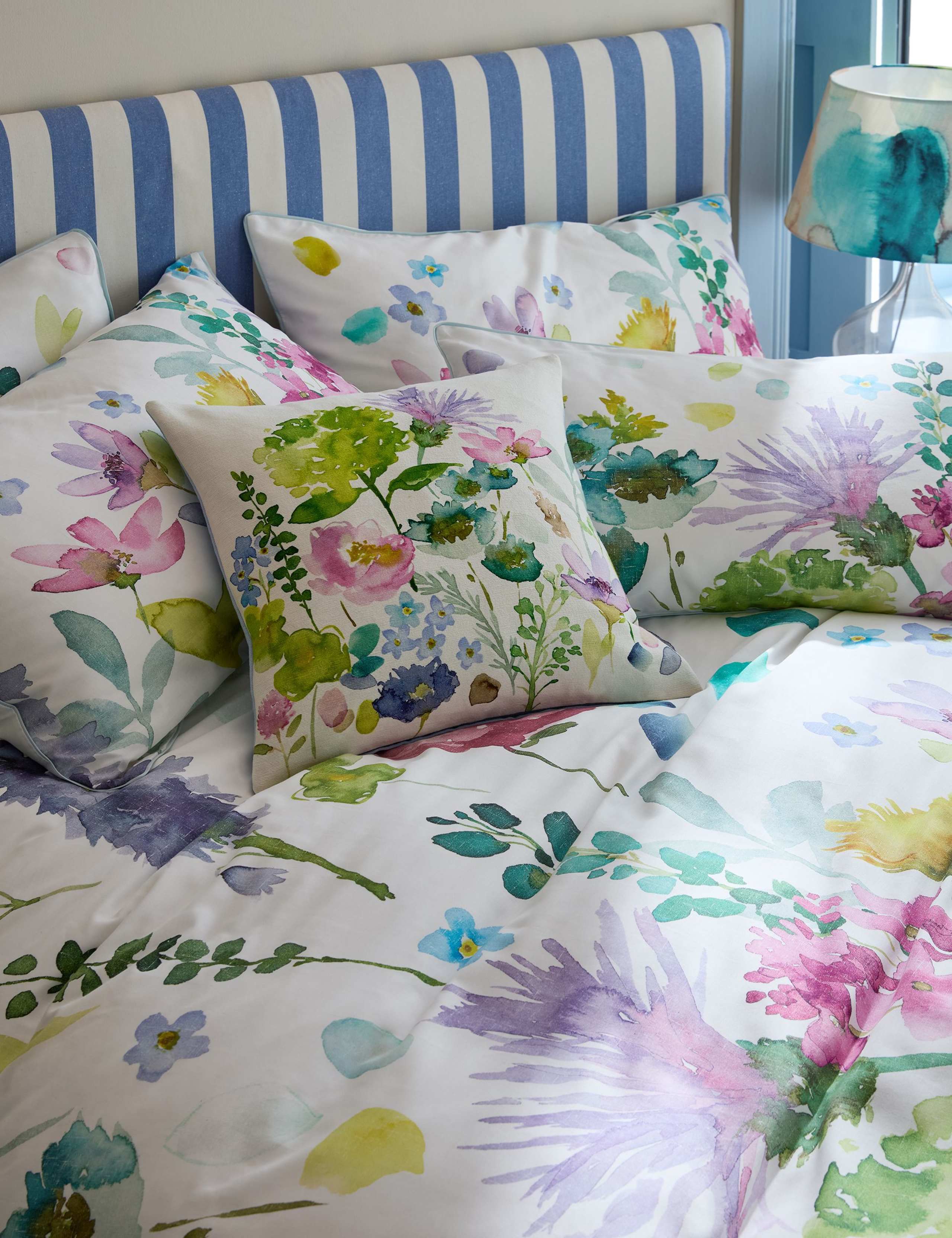 Pure Cotton Sateen Tetbury Bedding Set 3 of 6