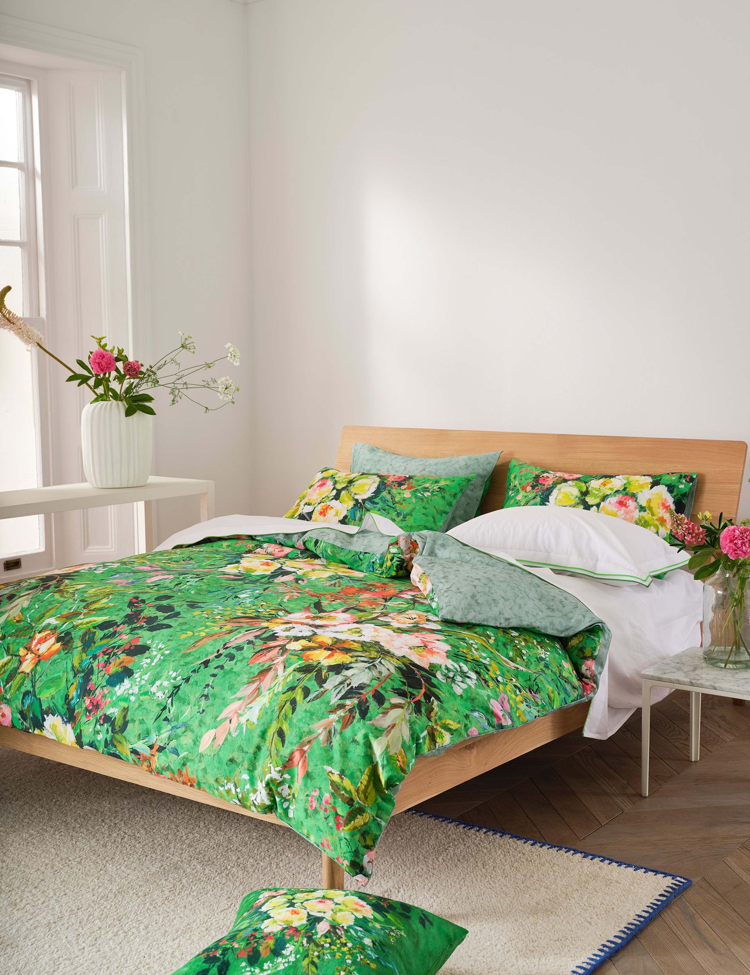 Pure Cotton Margaretta Bedding Set 3 of 8