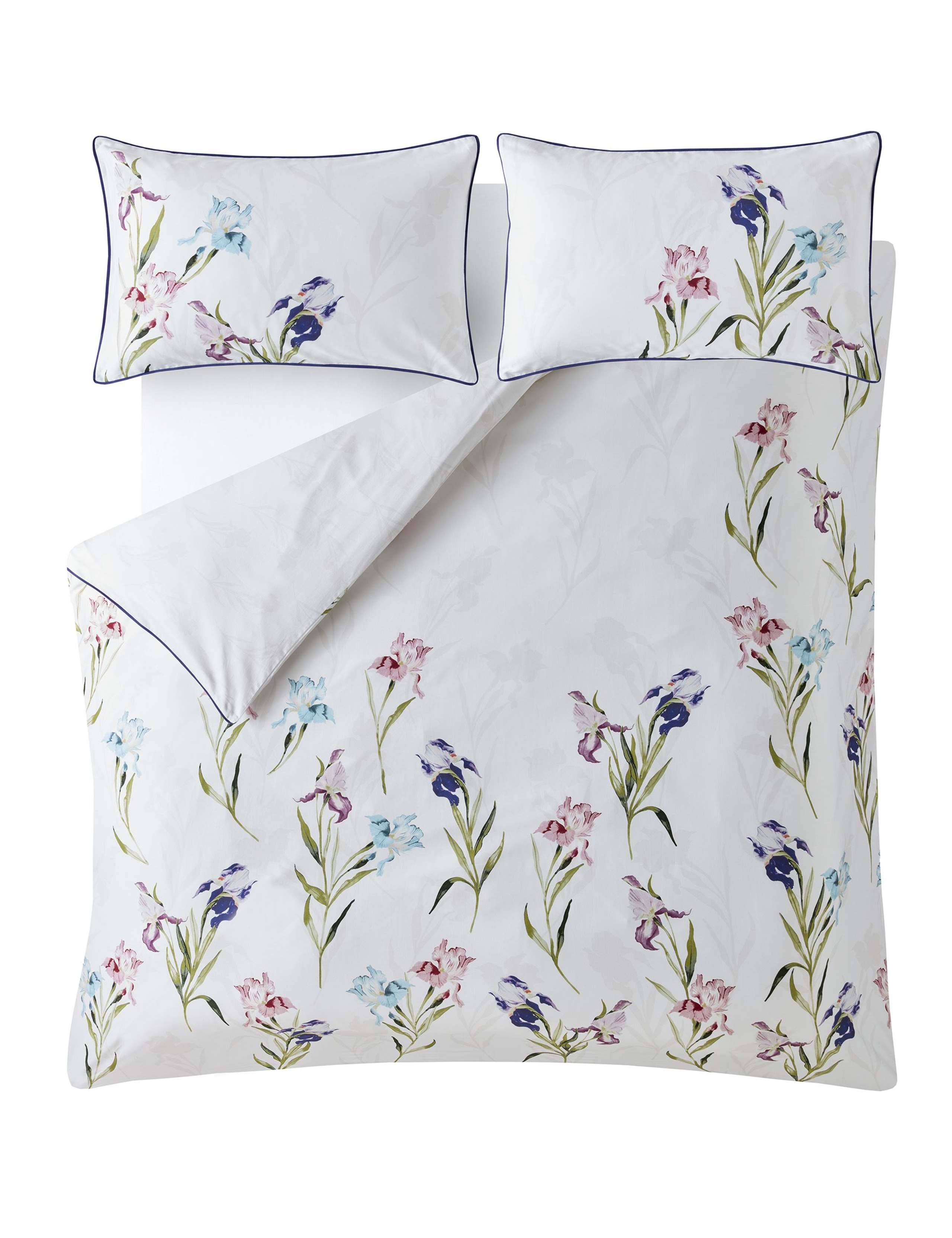 Pure Cotton Sateen Hawling Irises Bedding Set 2 of 8