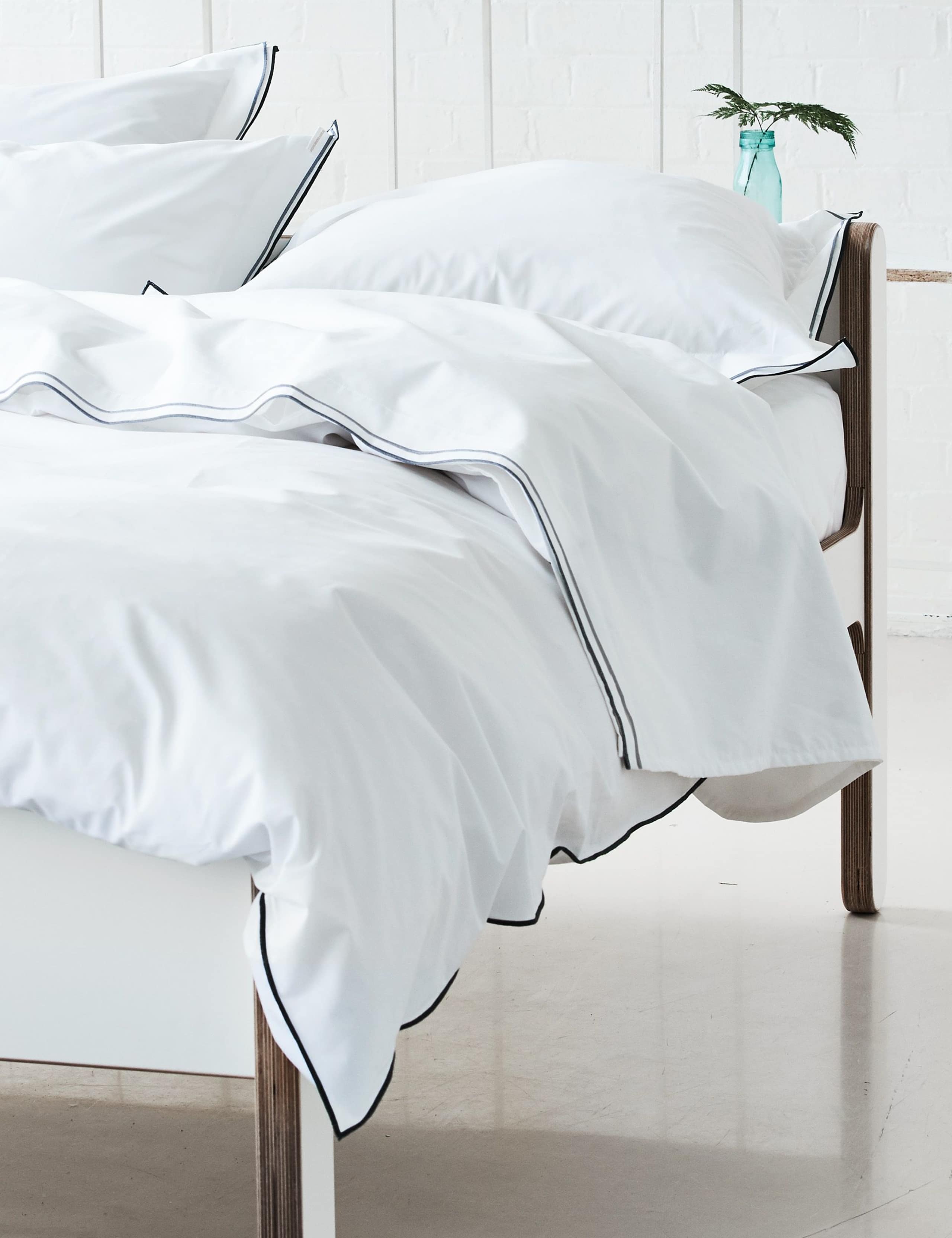 Pure Cotton 400 Thread Count Flat Sheet 3 of 3