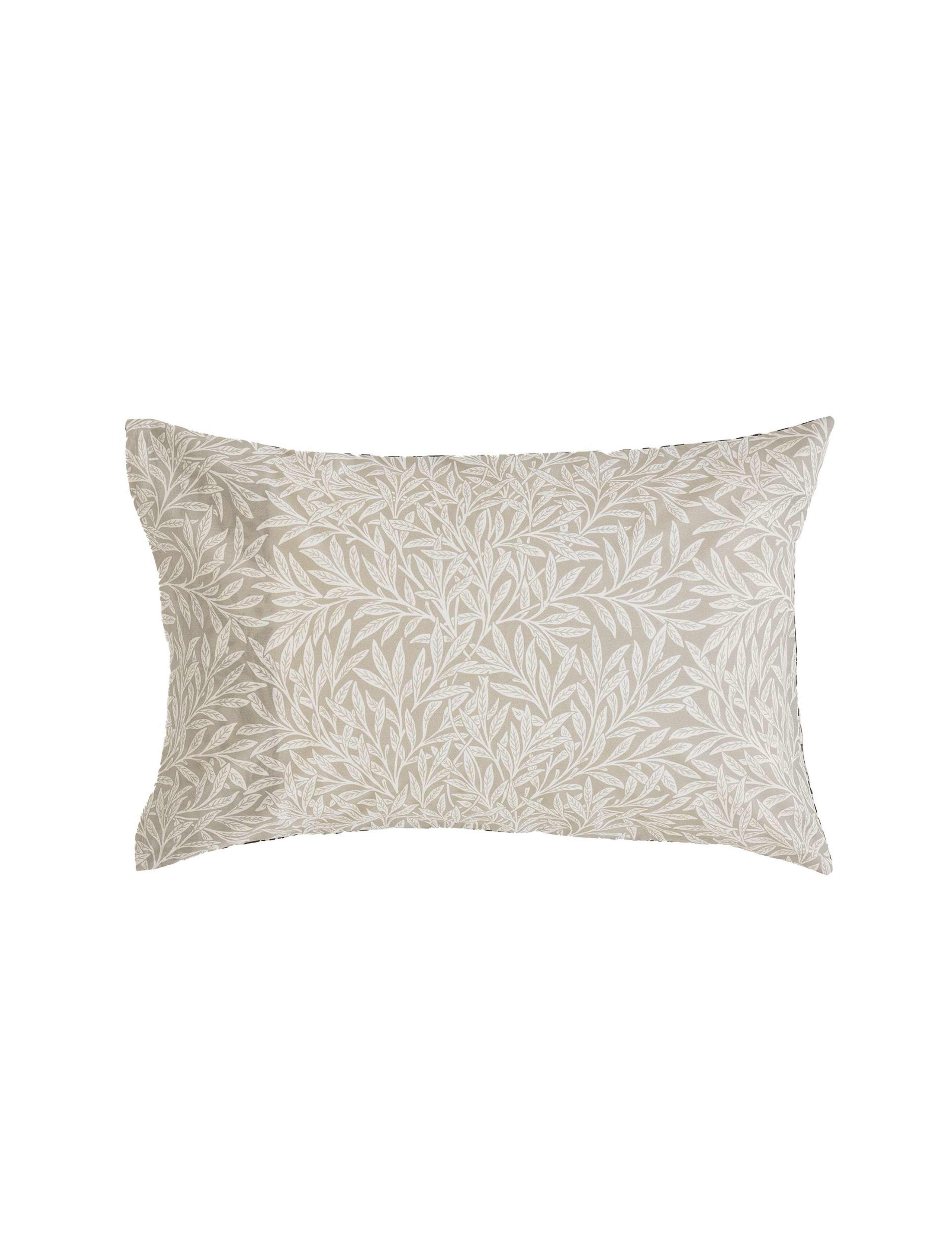 Set of 2 Pure Cotton Michaelmas Daisy Pillowcases 4 of 4