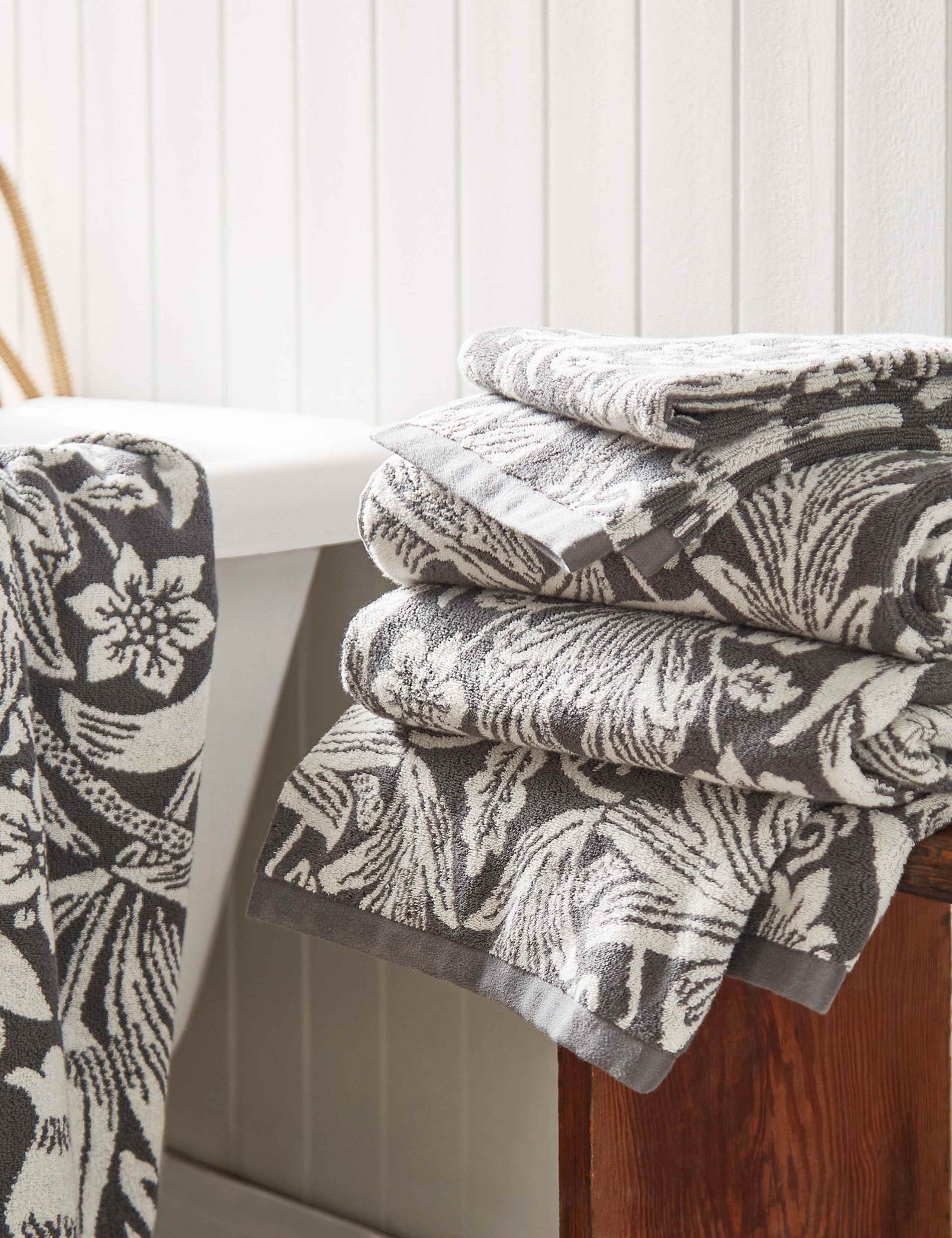 Sunflower Pure Cotton Towel 4 of 8