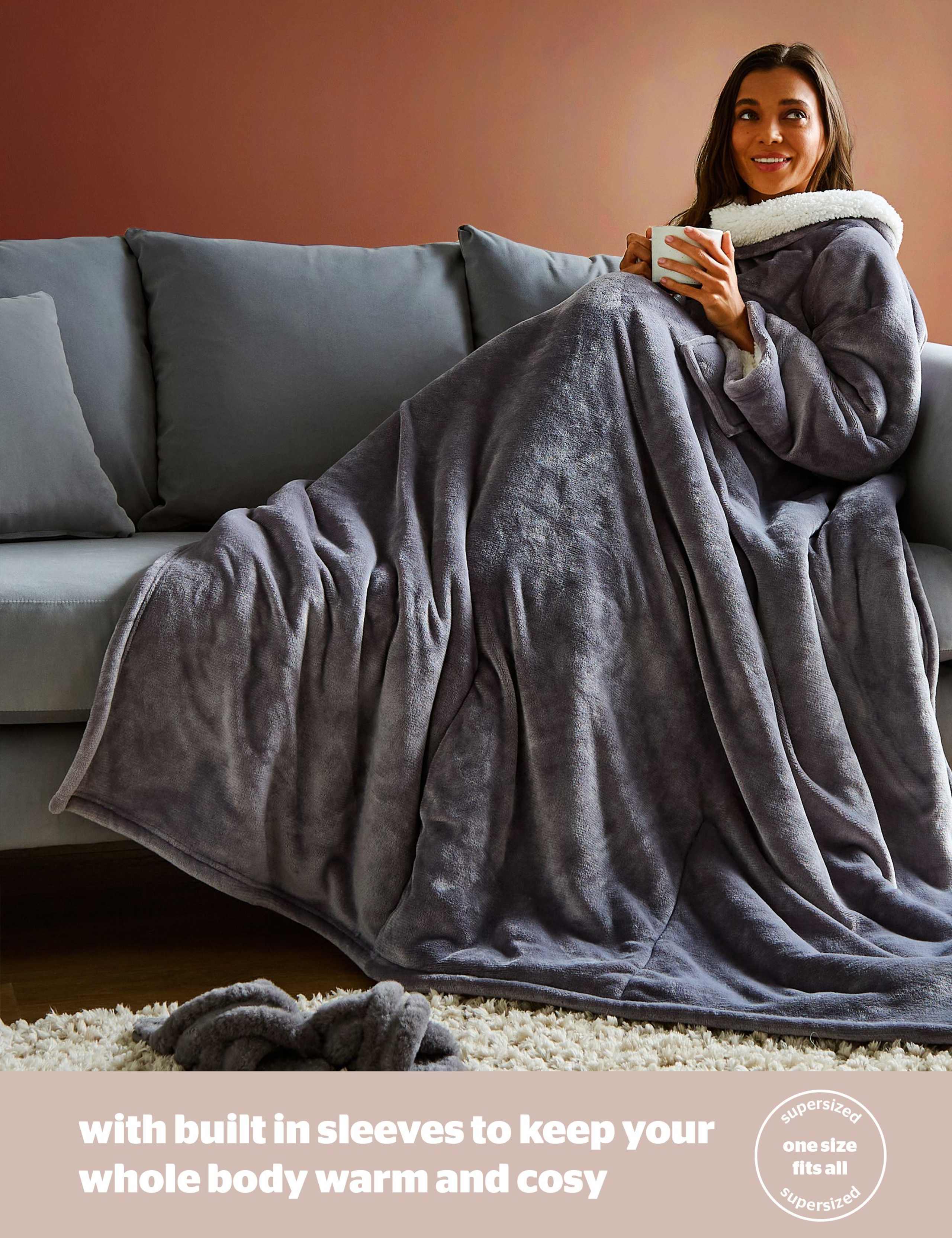 Fleece Heated Wearable Blanket 3 of 9