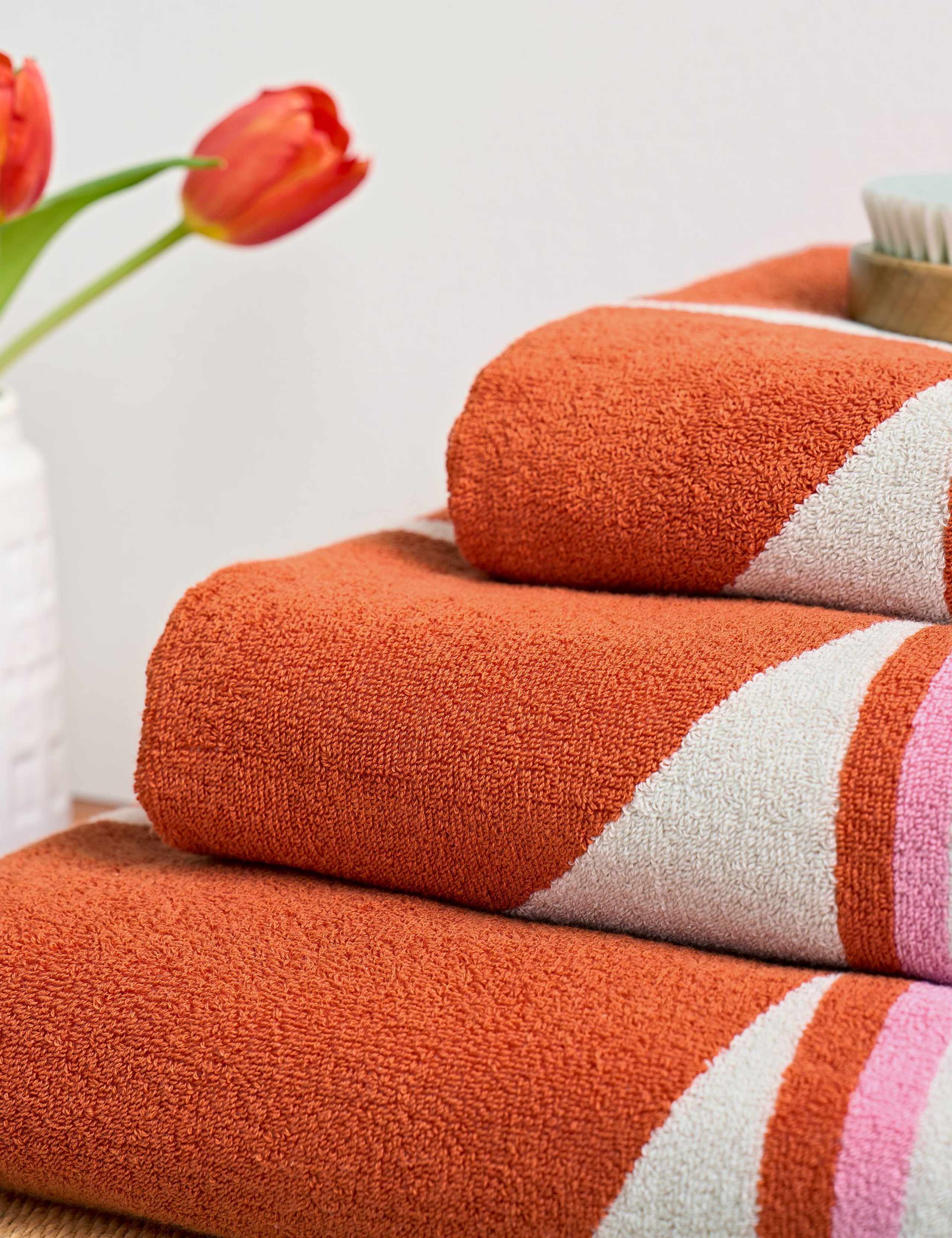 Stem Bloom Duo Pure Cotton Towel 3 of 7