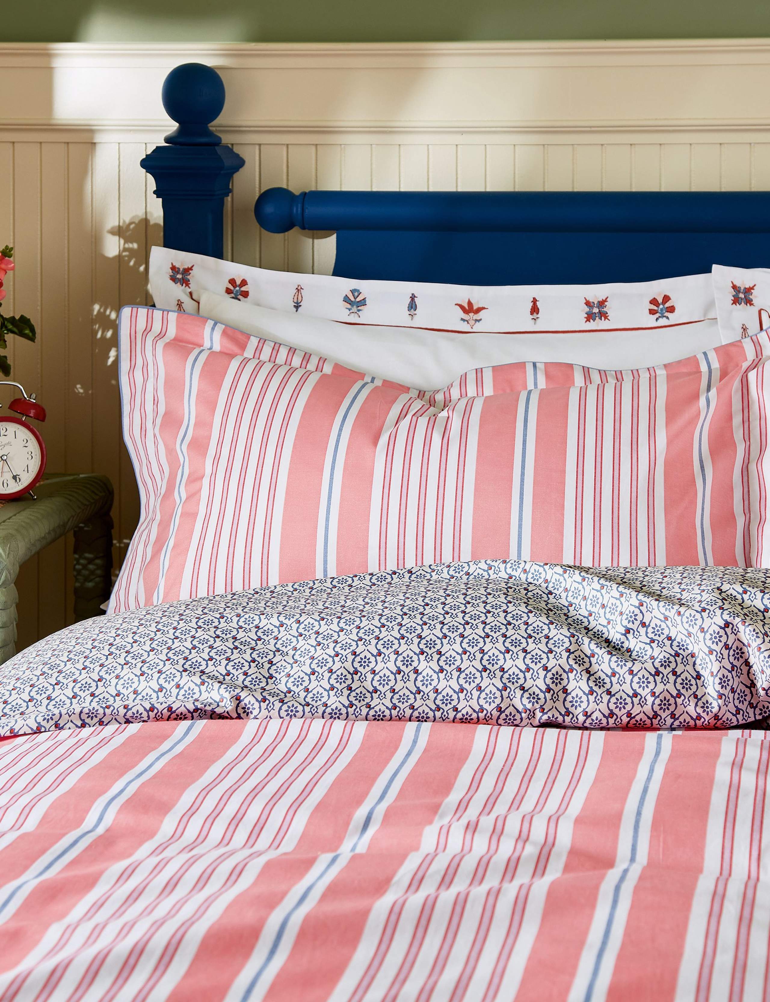 Pure Cotton Siesta Stripe Bedding Set 3 of 5