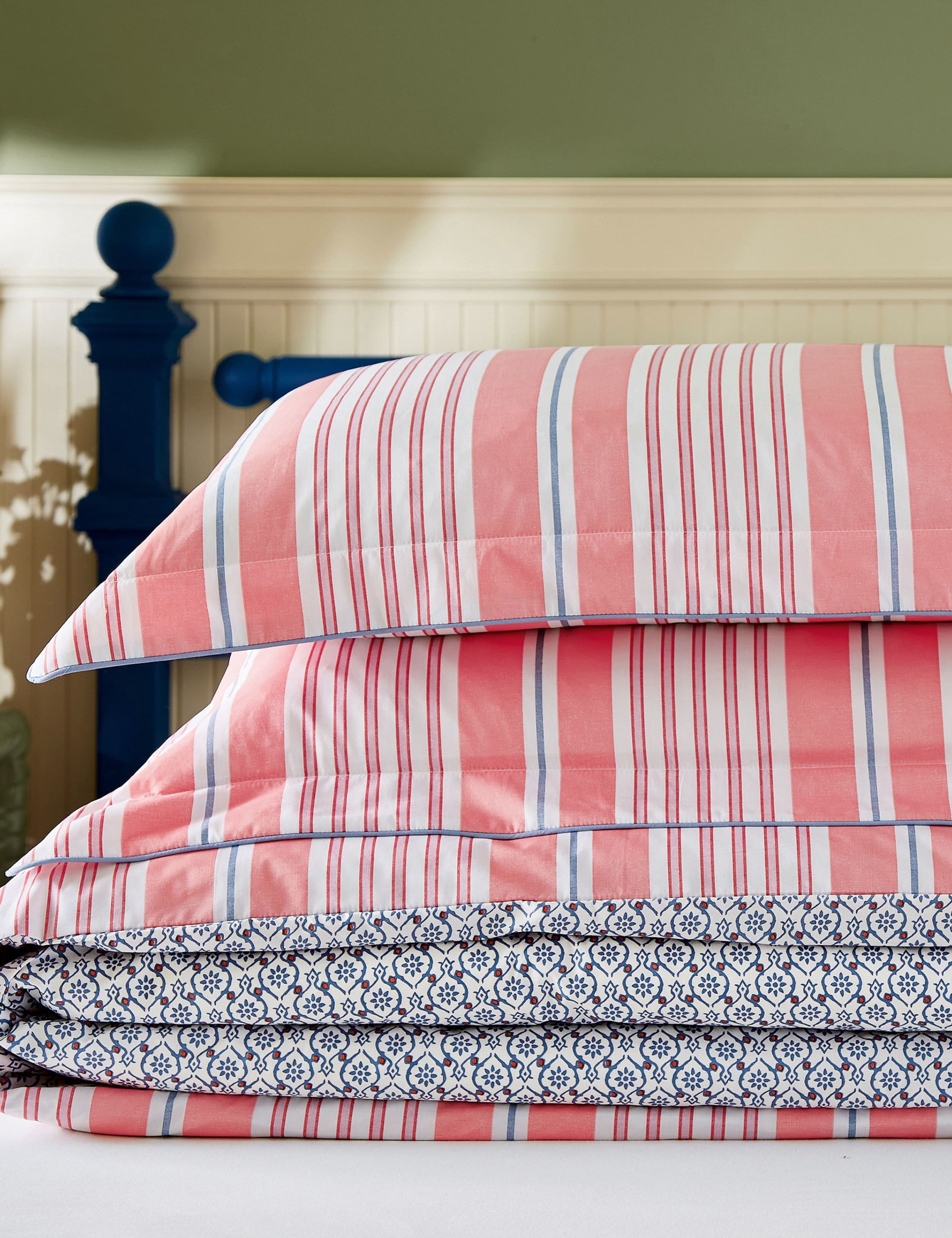 Pure Cotton Siesta Stripe Bedding Set 4 of 5