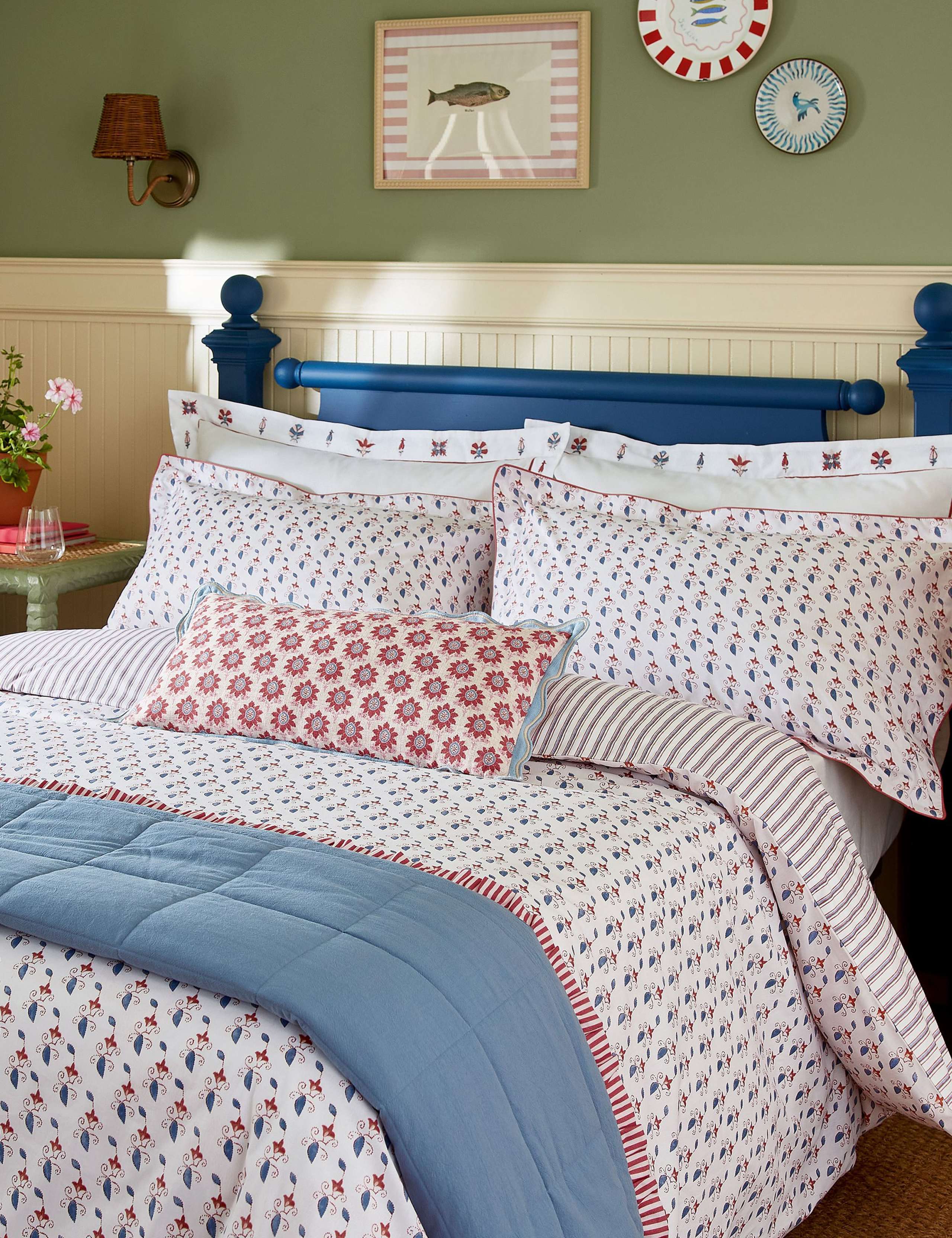 Pure Cotton Vanessa Bedding Set 2 of 5