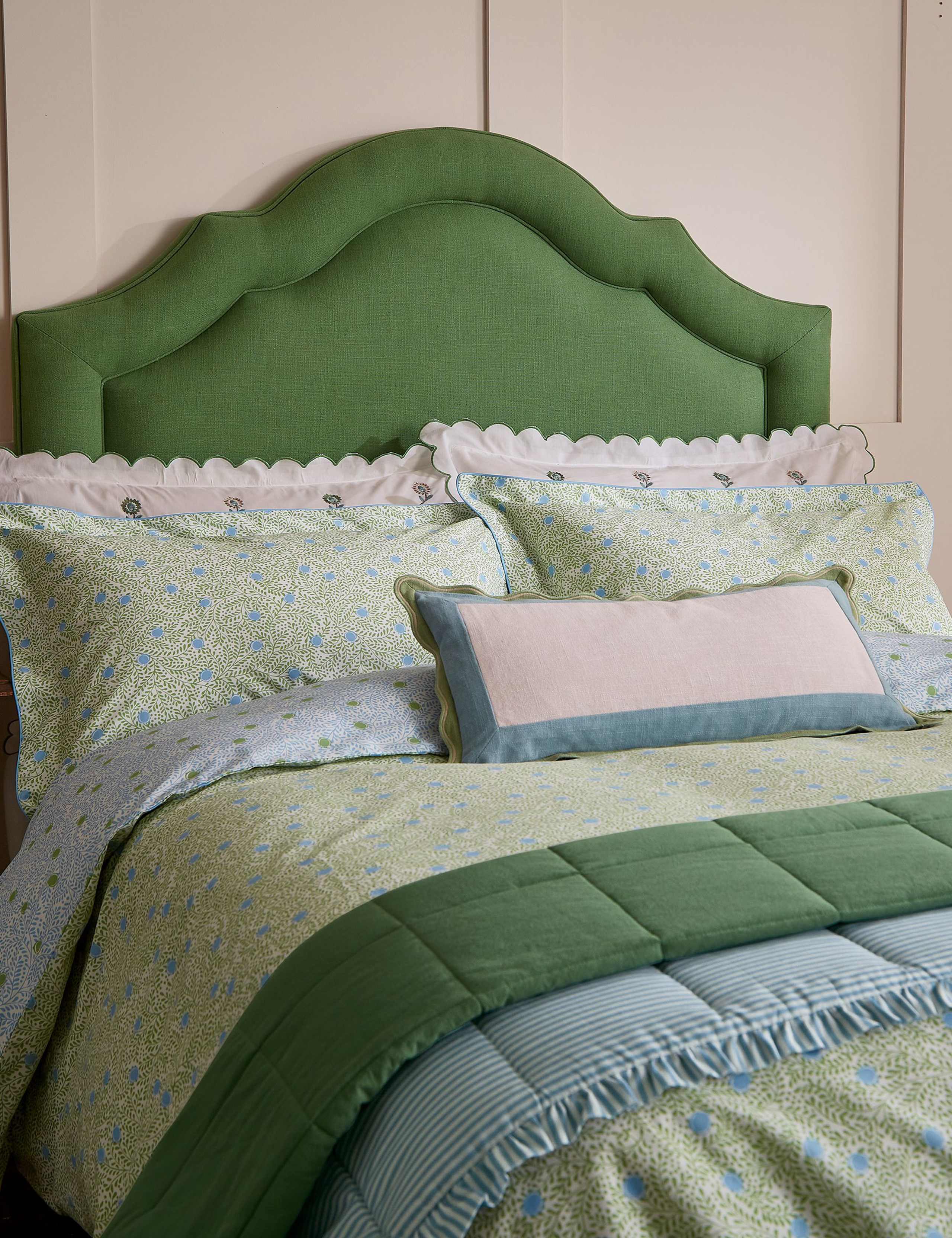 Pure Cotton Trailing Ditsy Bedding Set 2 of 5