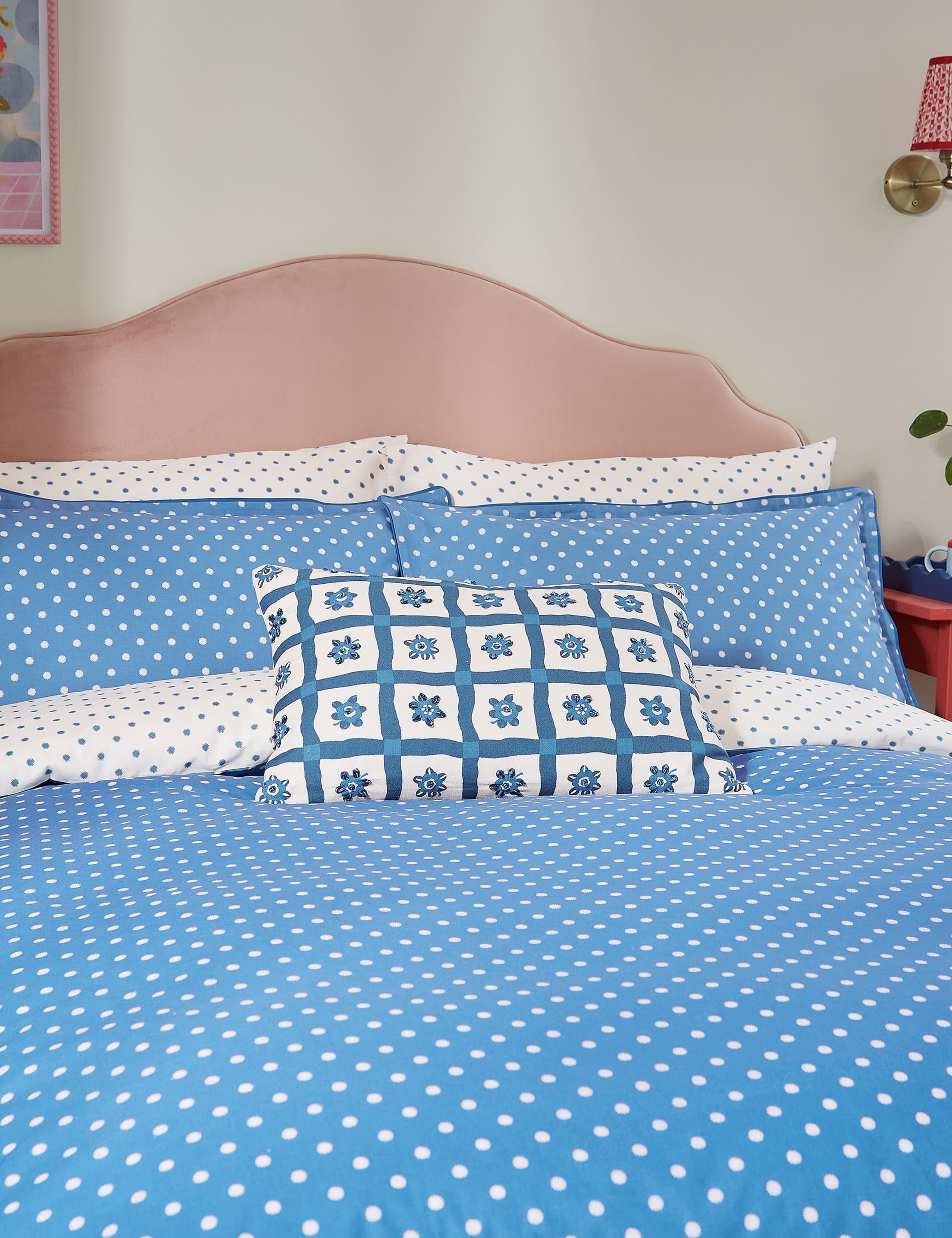2 Pack Pure Cotton Sora Floral Pillowcases 2 of 4