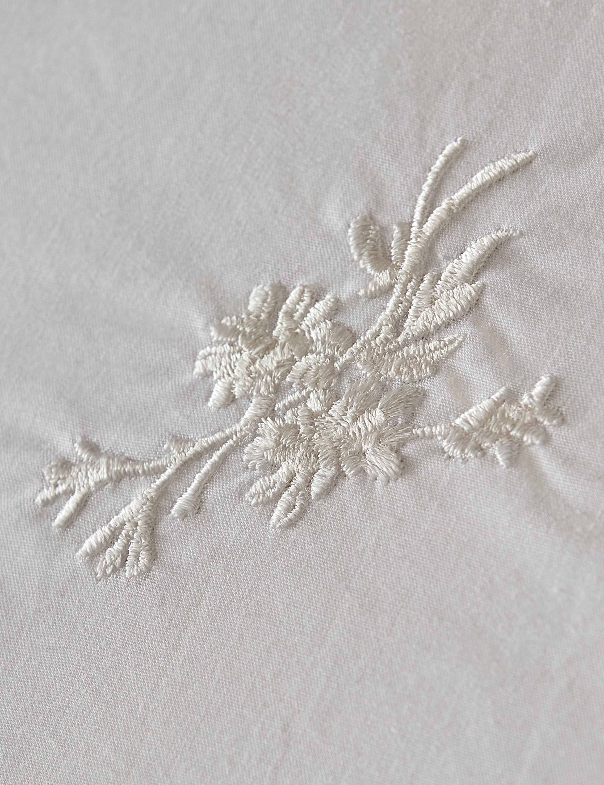 Pure Cotton Keeleigh Posy Bedding Set 4 of 5