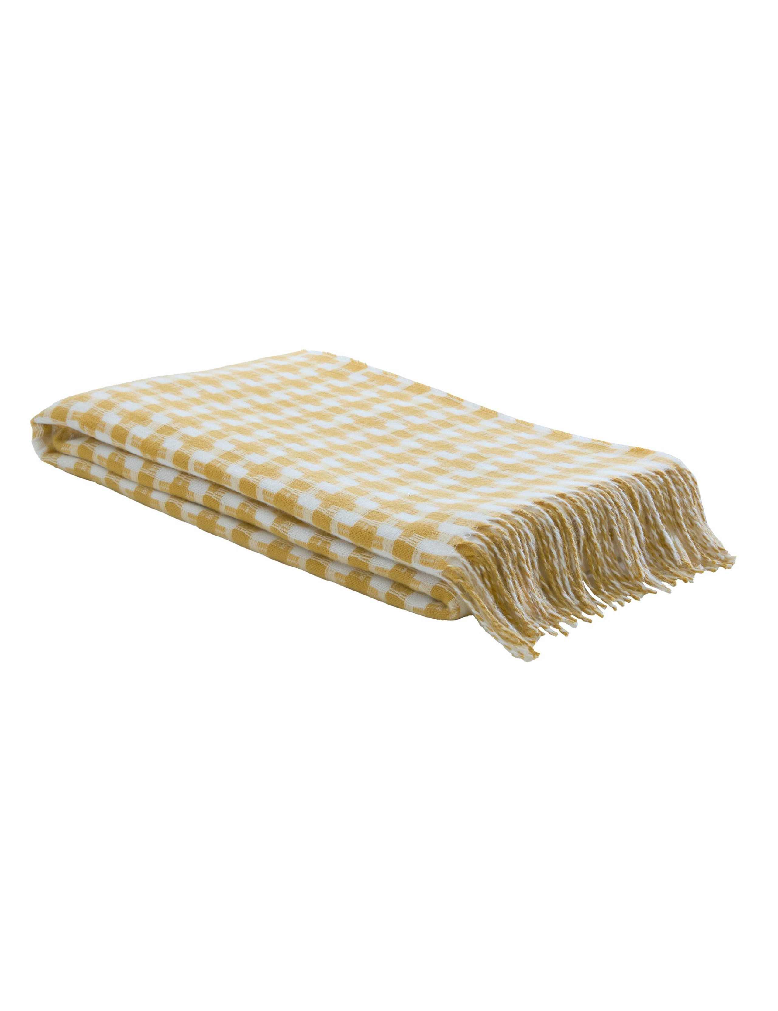 Knapton Gingham Throw 3 of 4