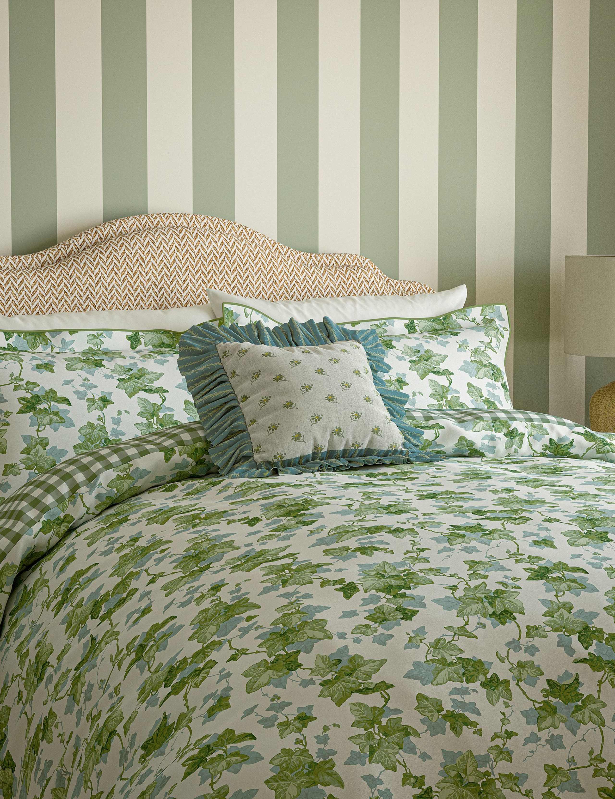 Pure Cotton Hedra Bedding Set 3 of 4