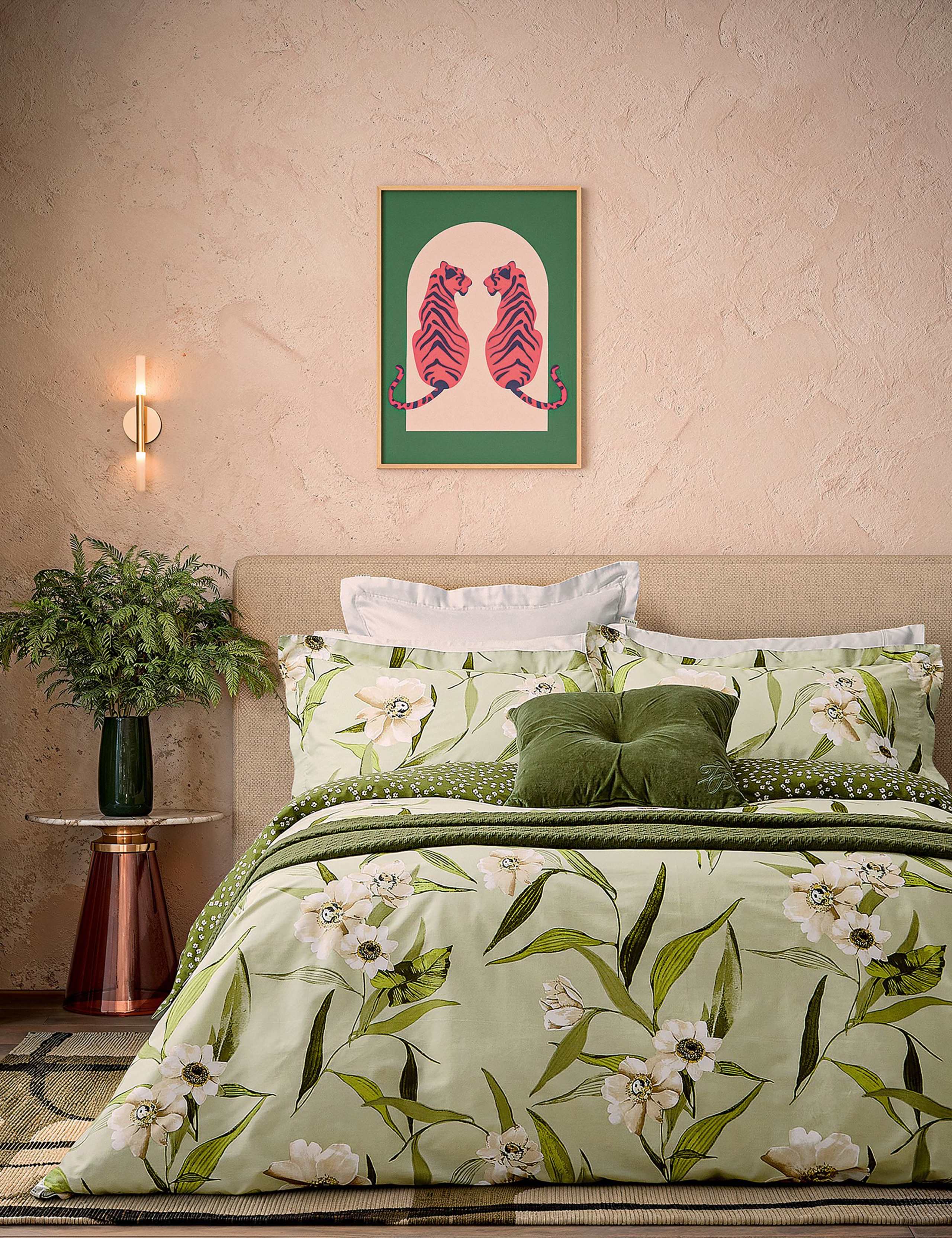 Velvet Cushion 5 of 5