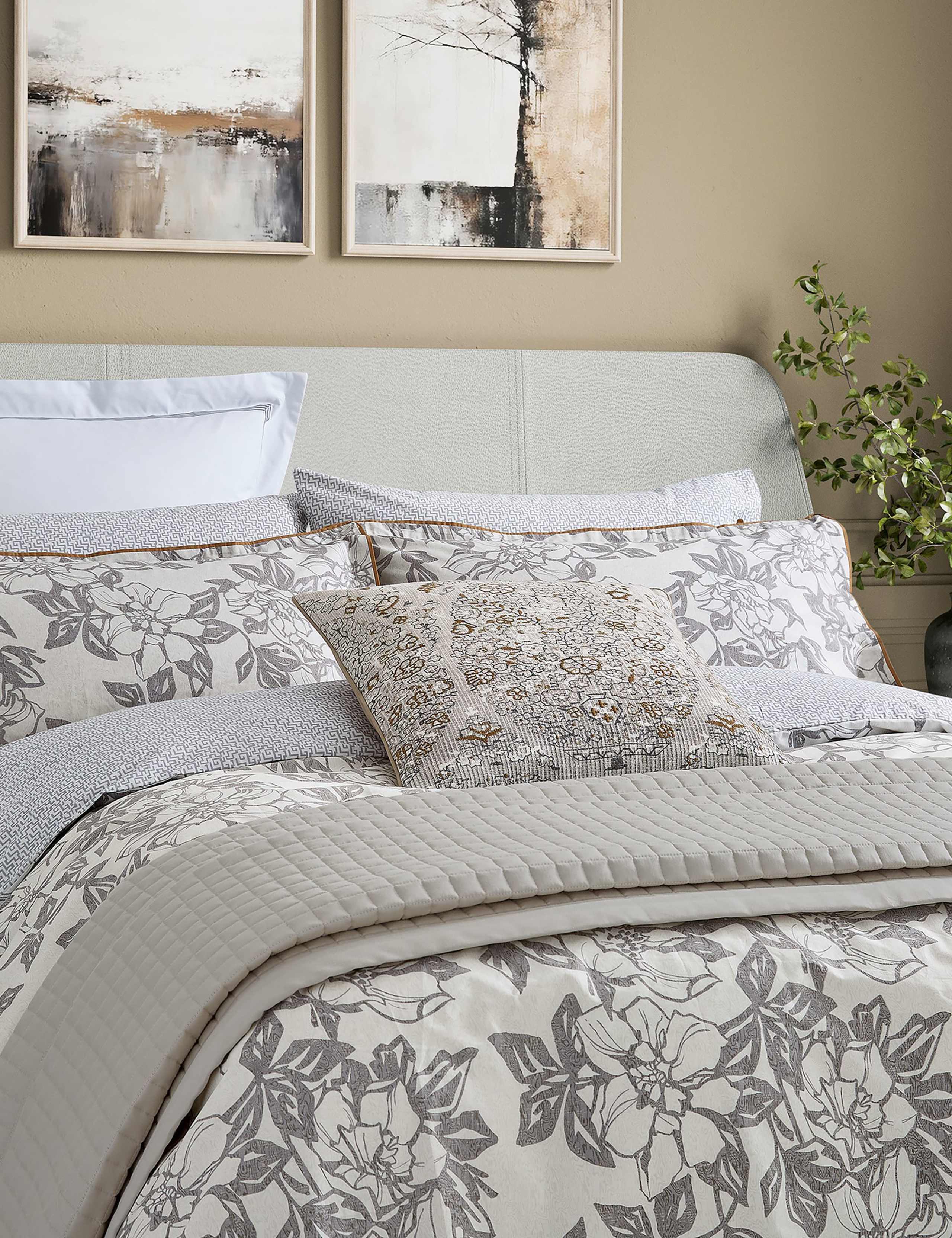 2 Pack Alba/Maira Pure Cotton Square Pillowcases 2 of 3