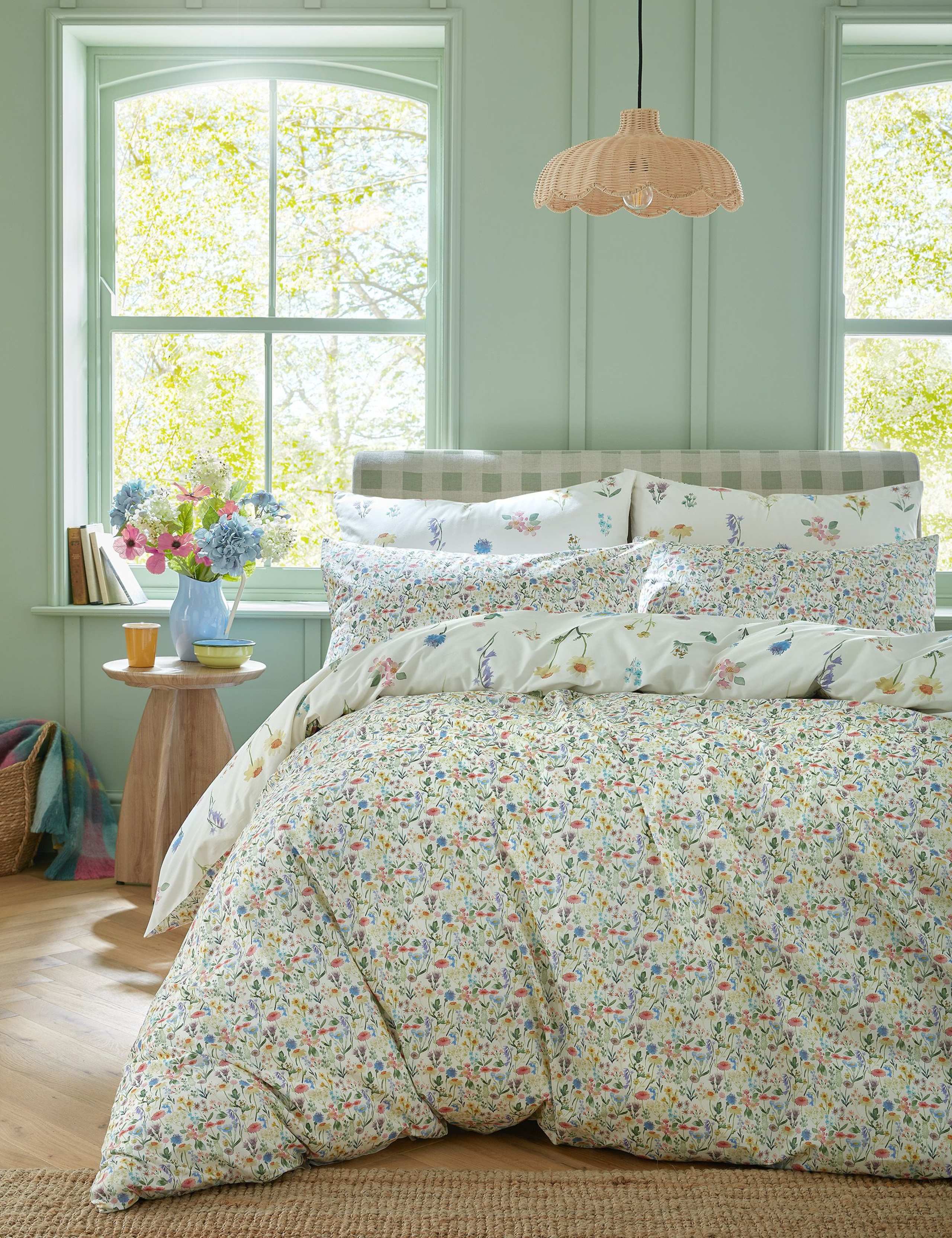 Pure Cotton Woodbridge Bedding Set 3 of 6