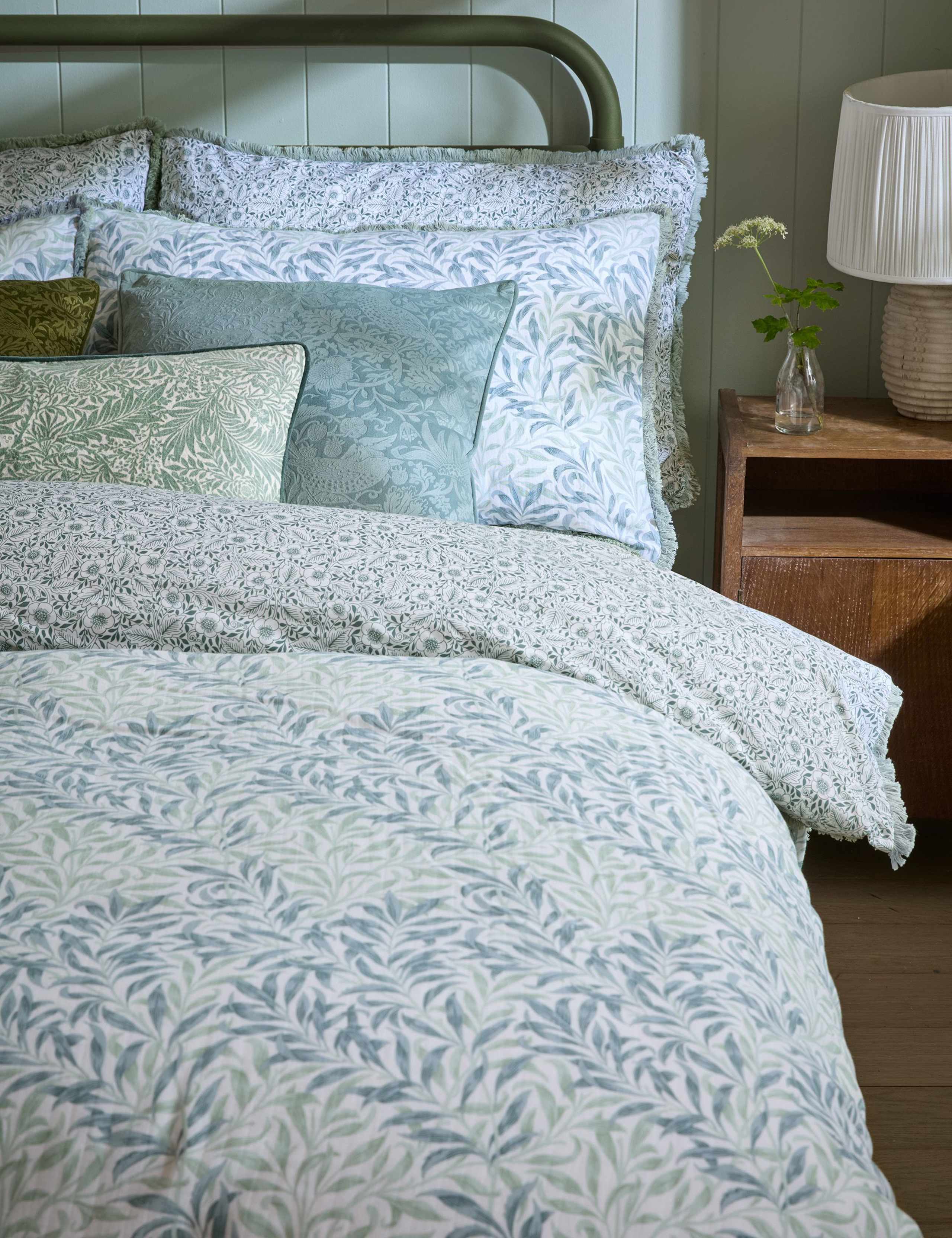 Pure Cotton Willow Bough Bedding Set 4 of 10