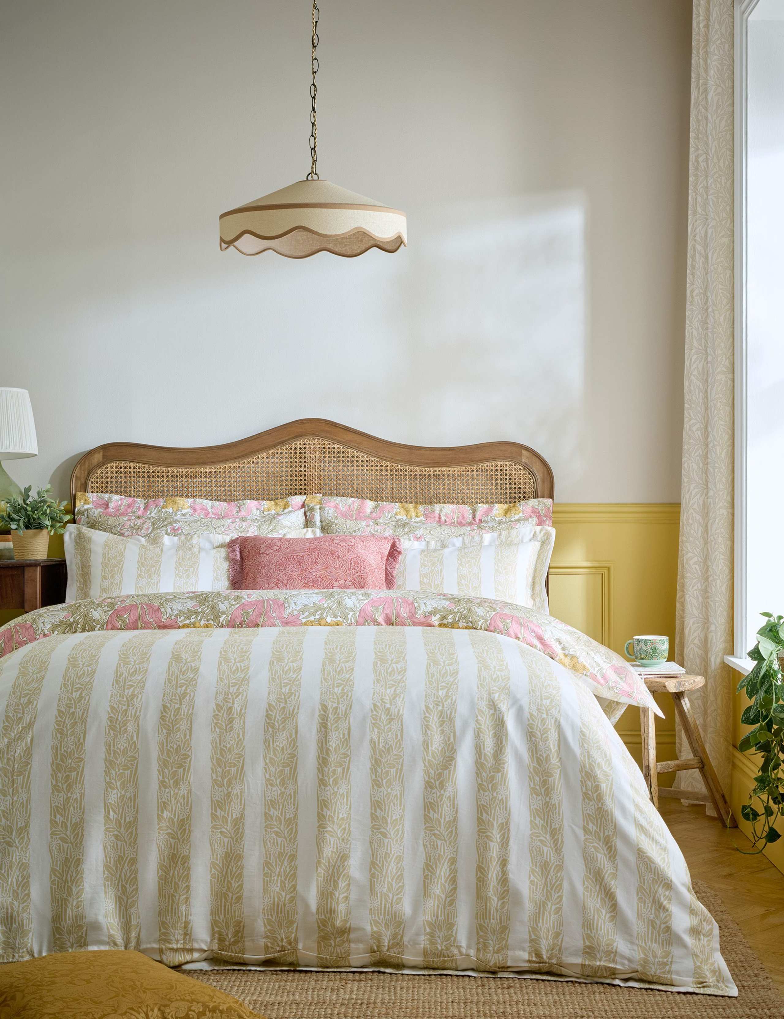 Pure Cotton Sateen Compton Bedding Set 3 of 8