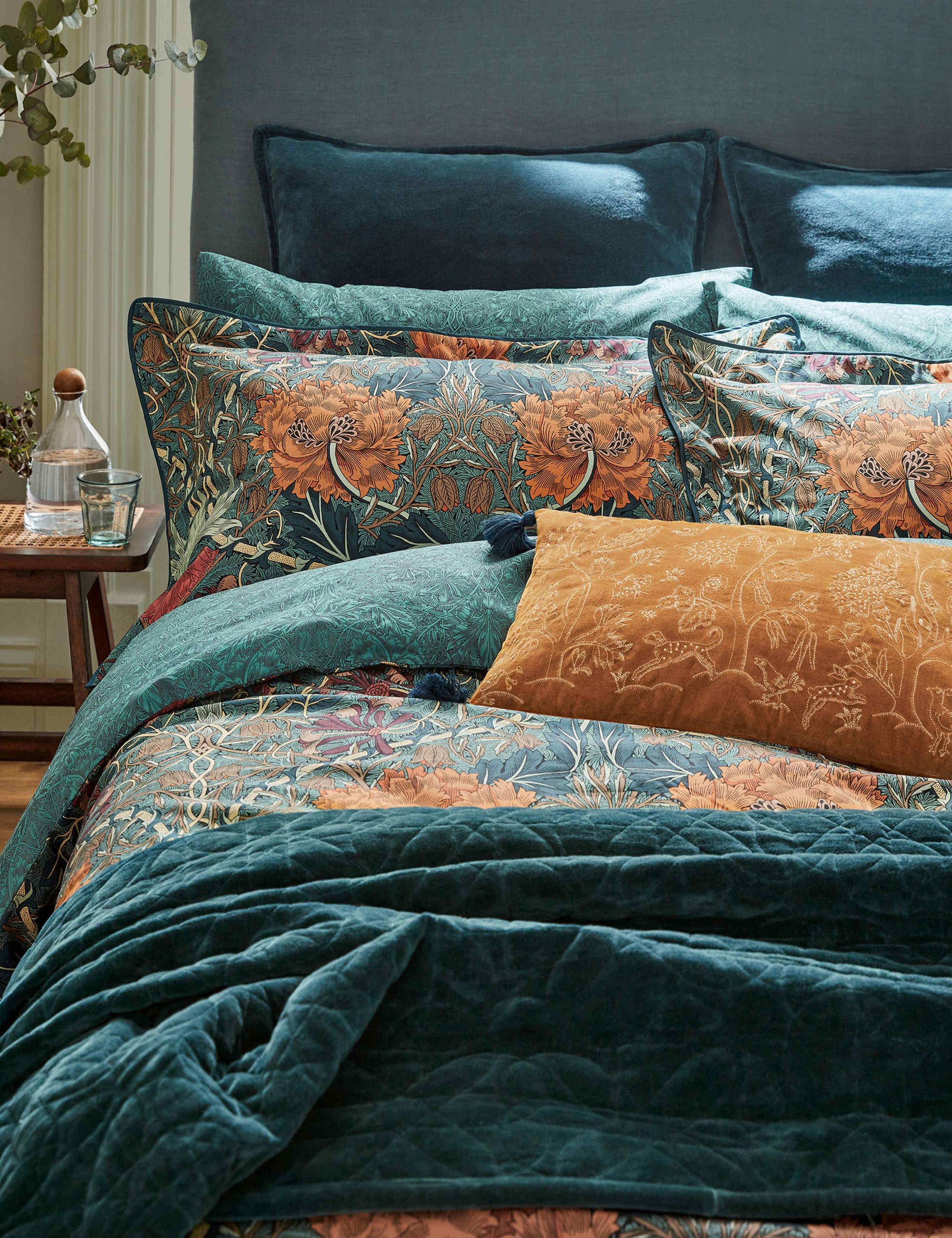 Pure Cotton Honeysuckle & Tulip Duvet Cover 2 of 4