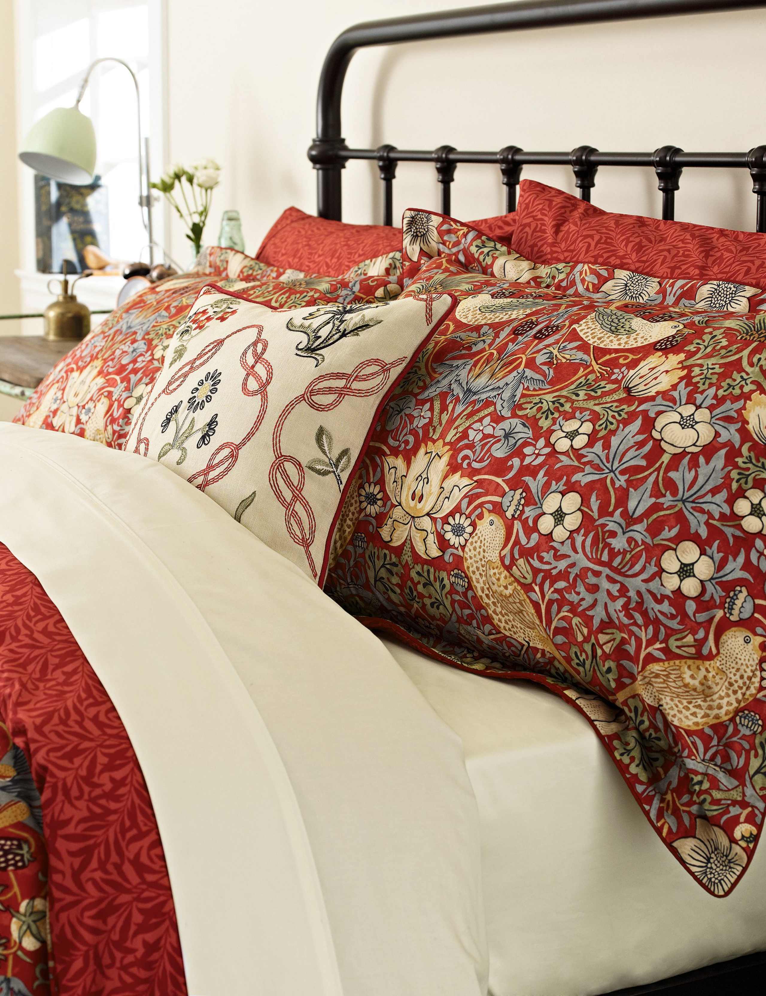 Pure Cotton Strawberry Thief Bedding Set 2 of 3