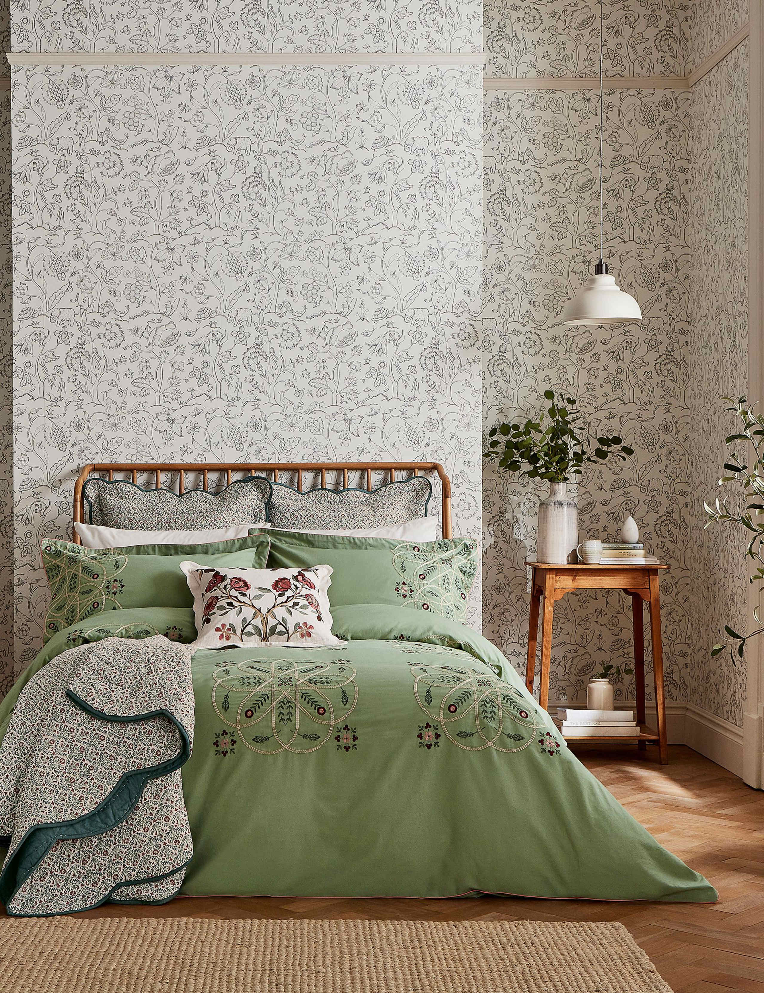 Pure Cotton Brophy Embroidery Bedding Set 1 of 5