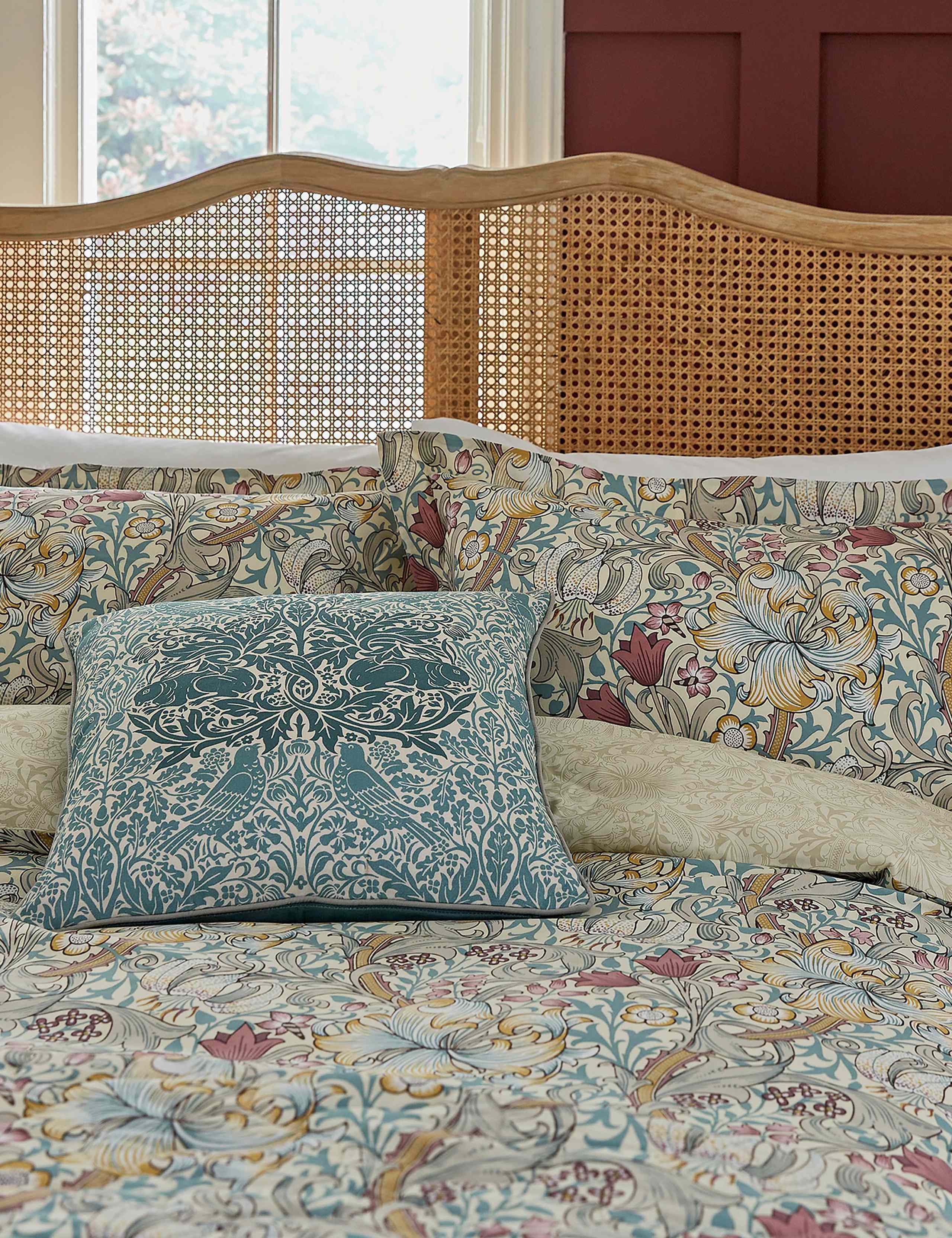 Pure Cotton Golden Lily Bedding Set 2 of 3