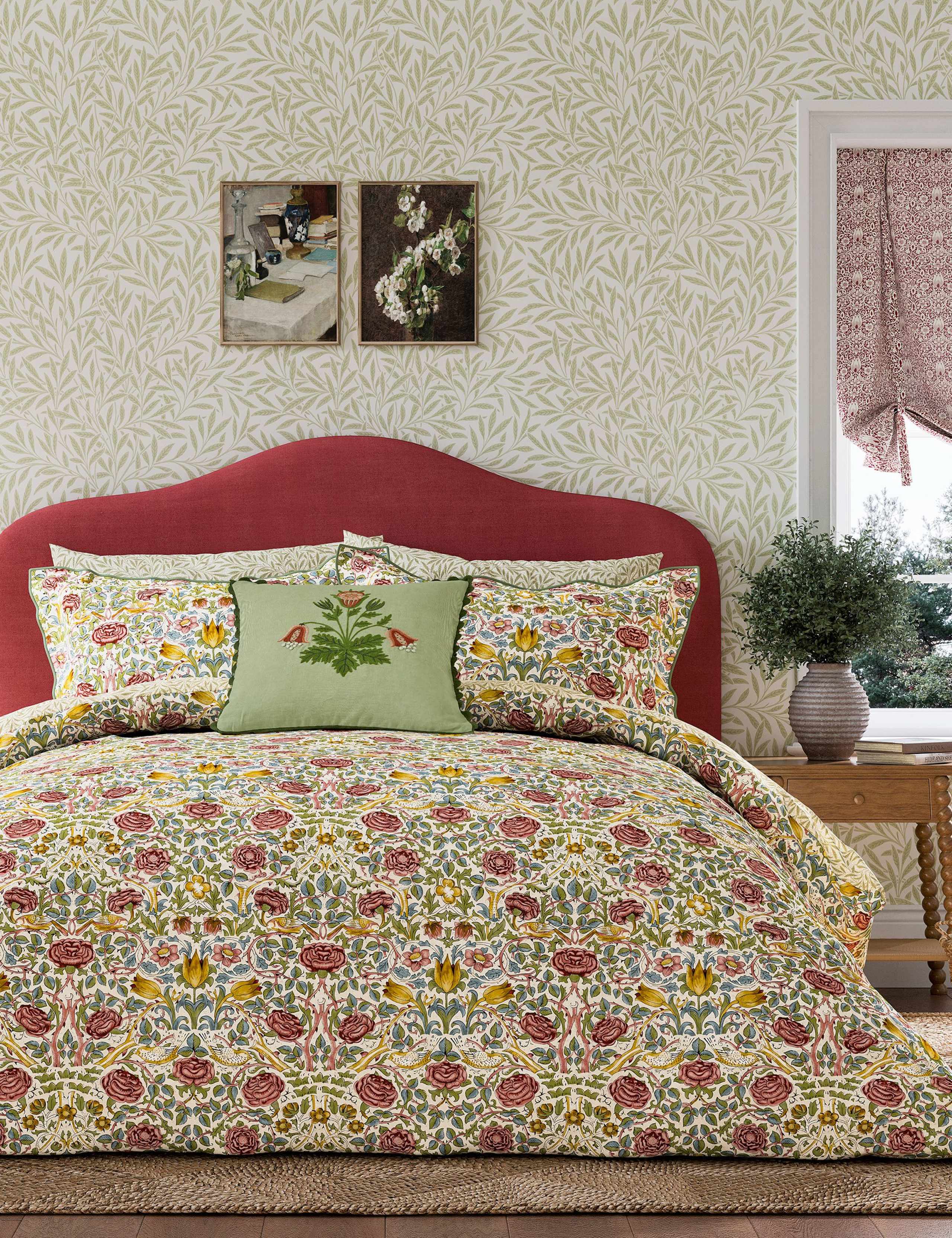 Pure Cotton Rose Bedding Set 1 of 3