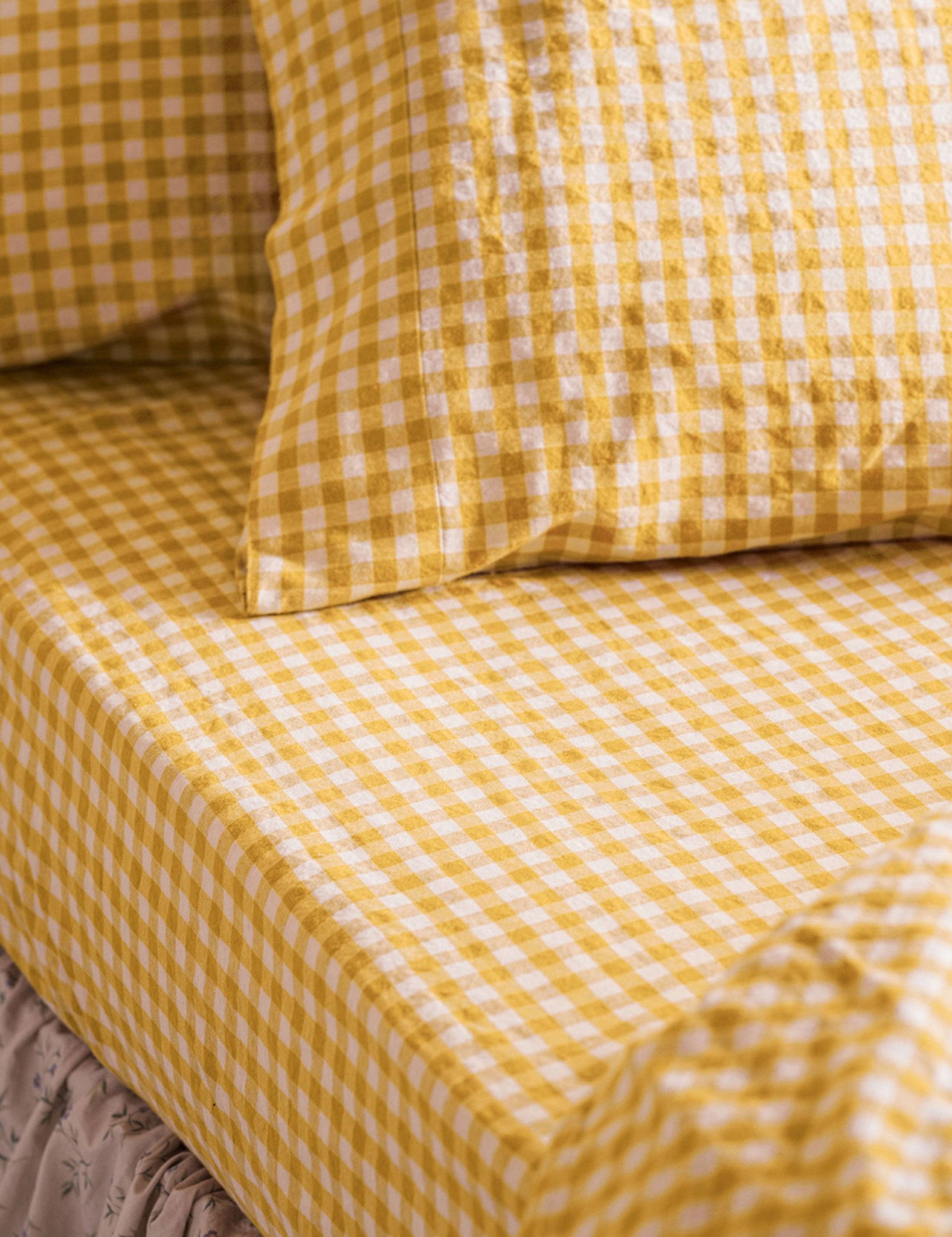 Linen Rich Gingham Fitted Sheet 1 of 3