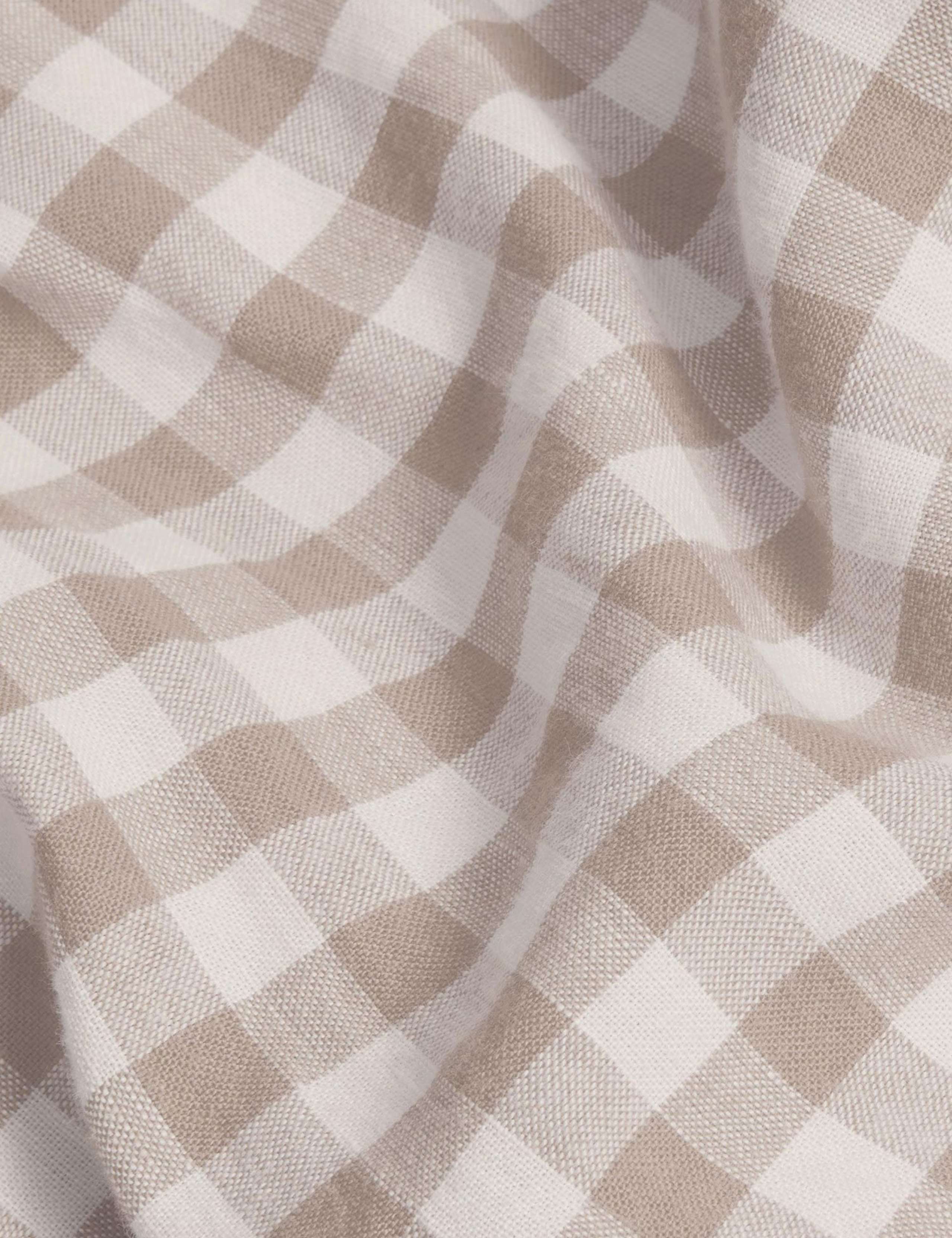 Pure Linen Gingham Fitted Sheet 2 of 3