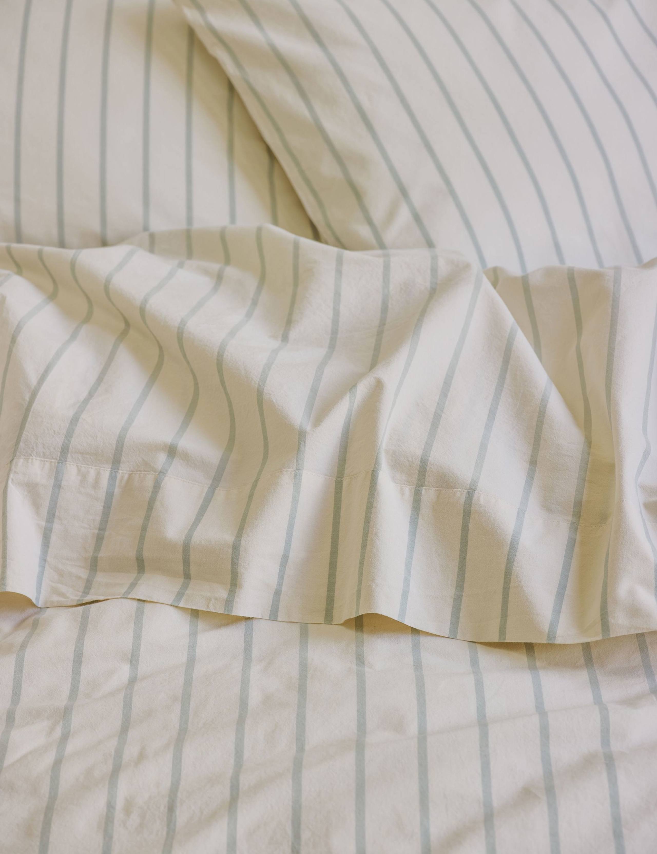 Pure Cotton Striped Flat Sheet 1 of 3