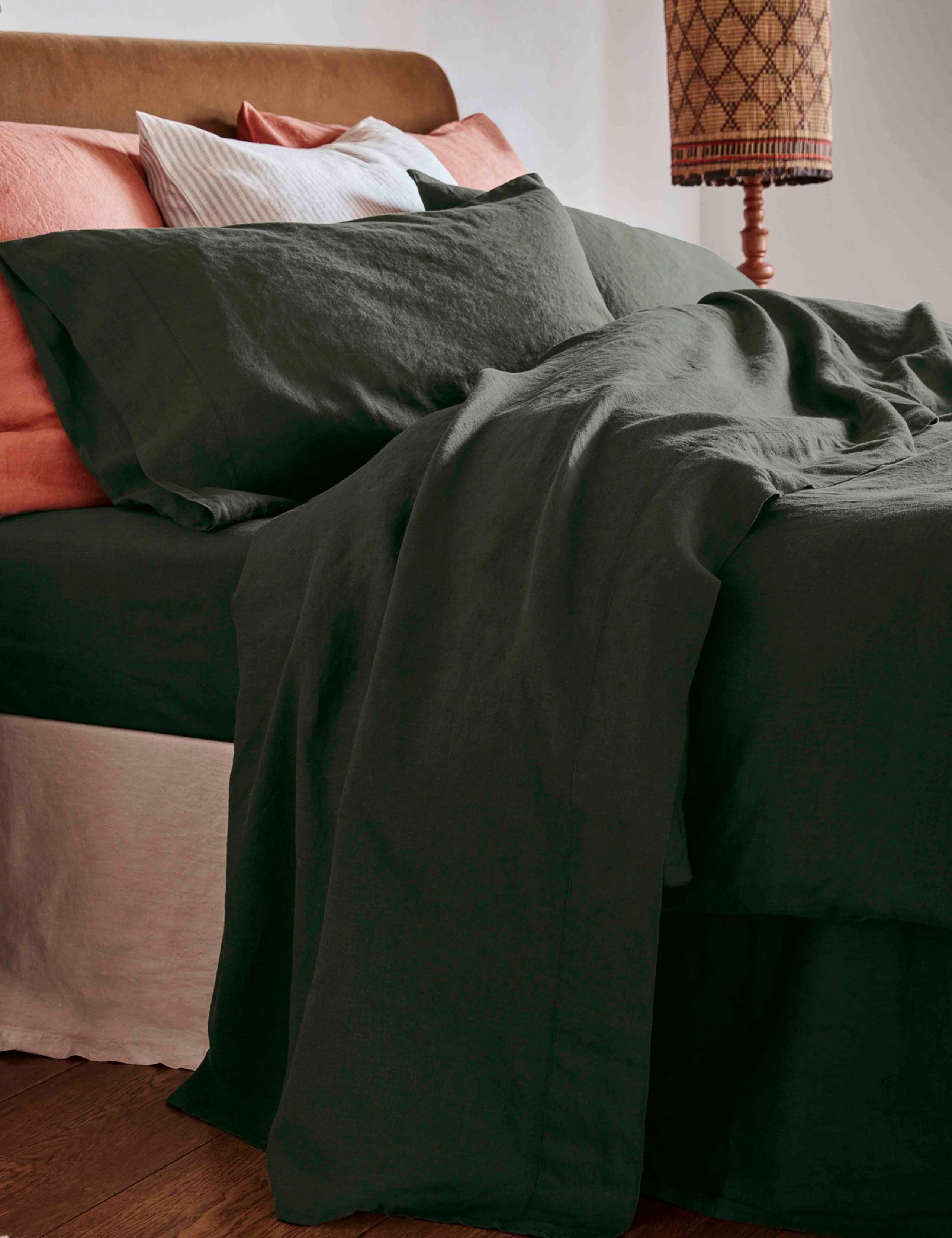 Linen Rich Flat Sheet 1 of 3