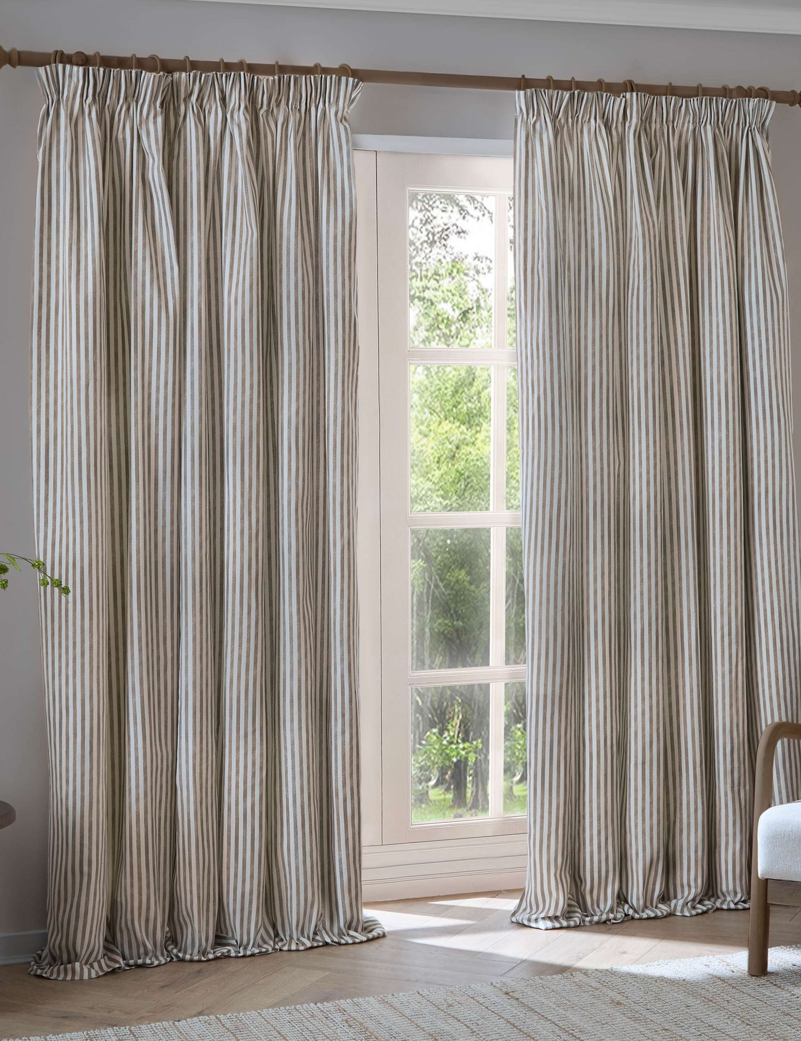 Hebden Blackout Pencil Pleat Curtains 2 of 4