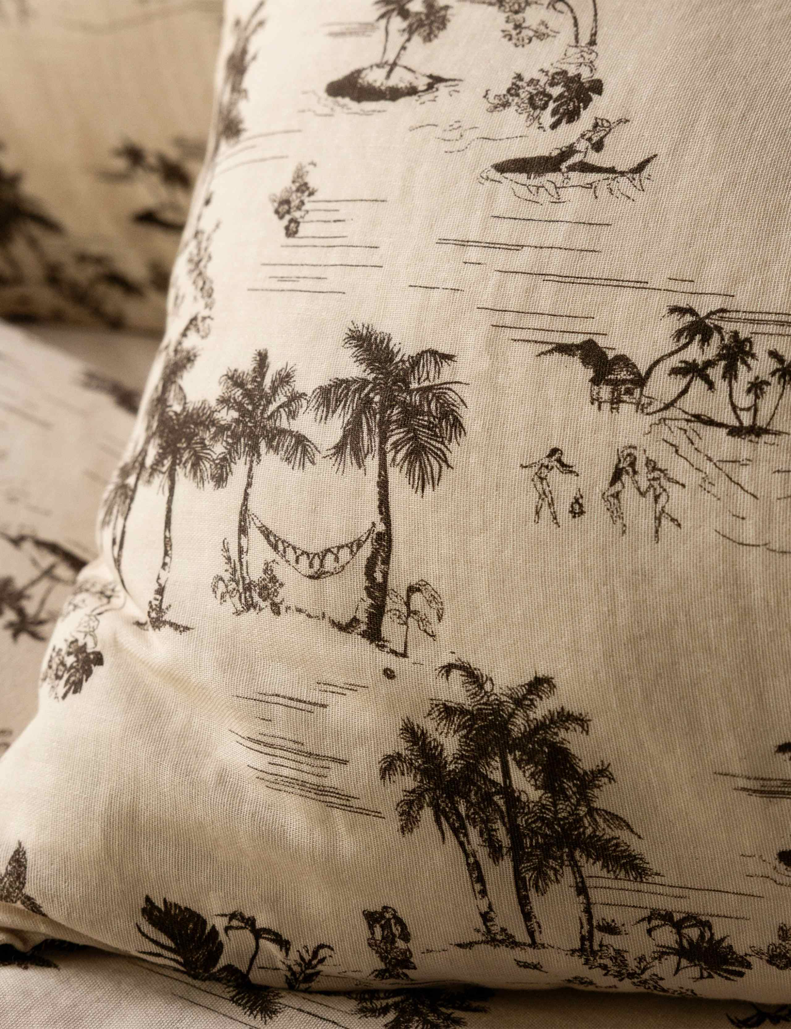 Pure Cotton Palm Party Duvet Set 4 of 6