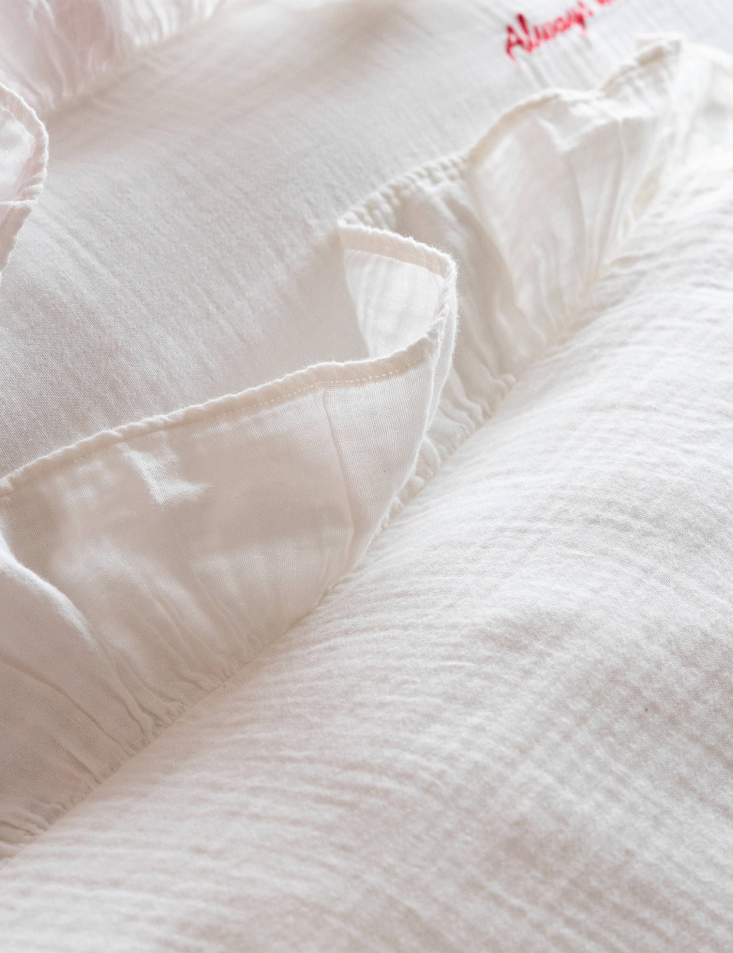 Pure Cotton Frill Trim Love Note Bedding Set 5 of 7