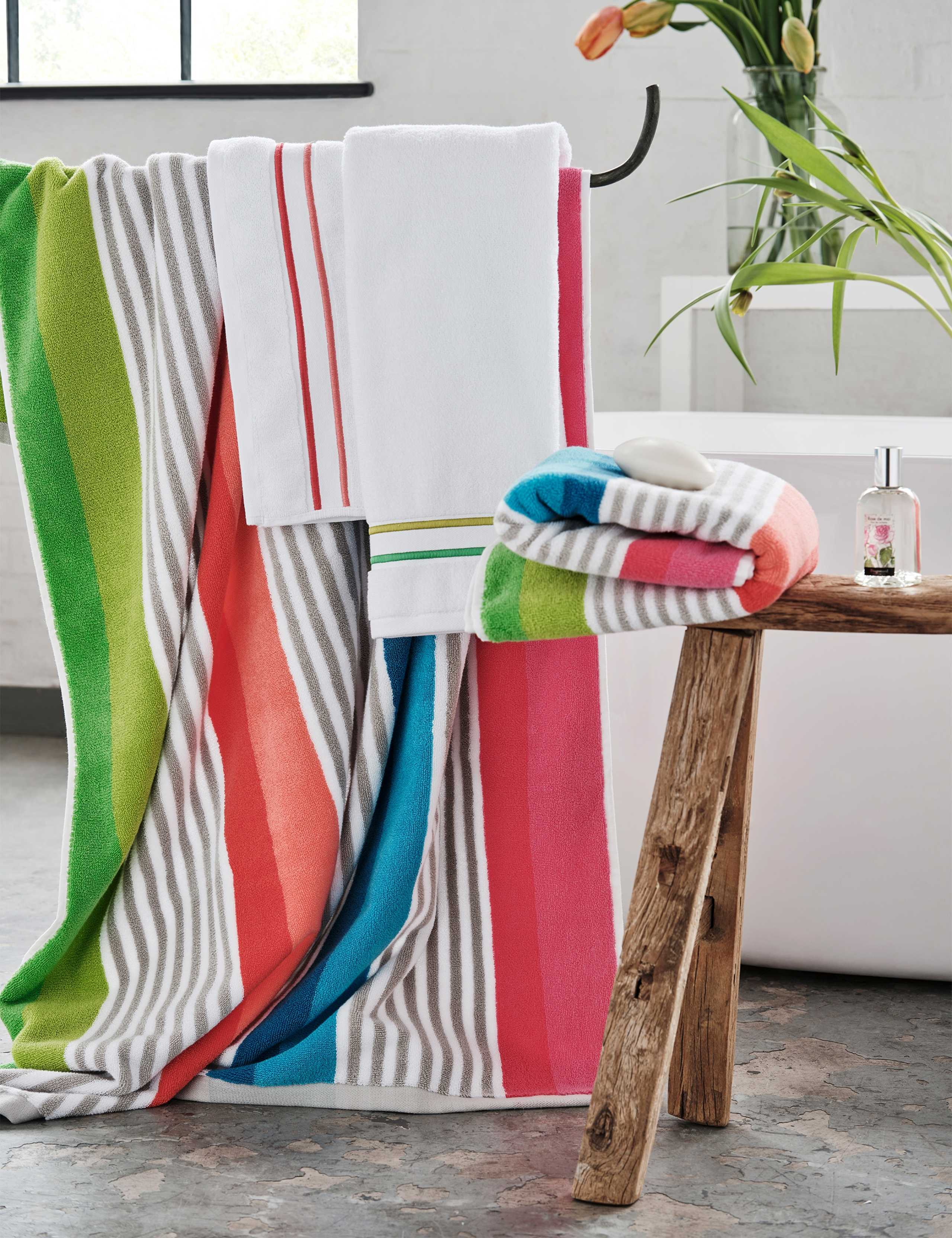Pure Cotton Striped Towel 3 of 10