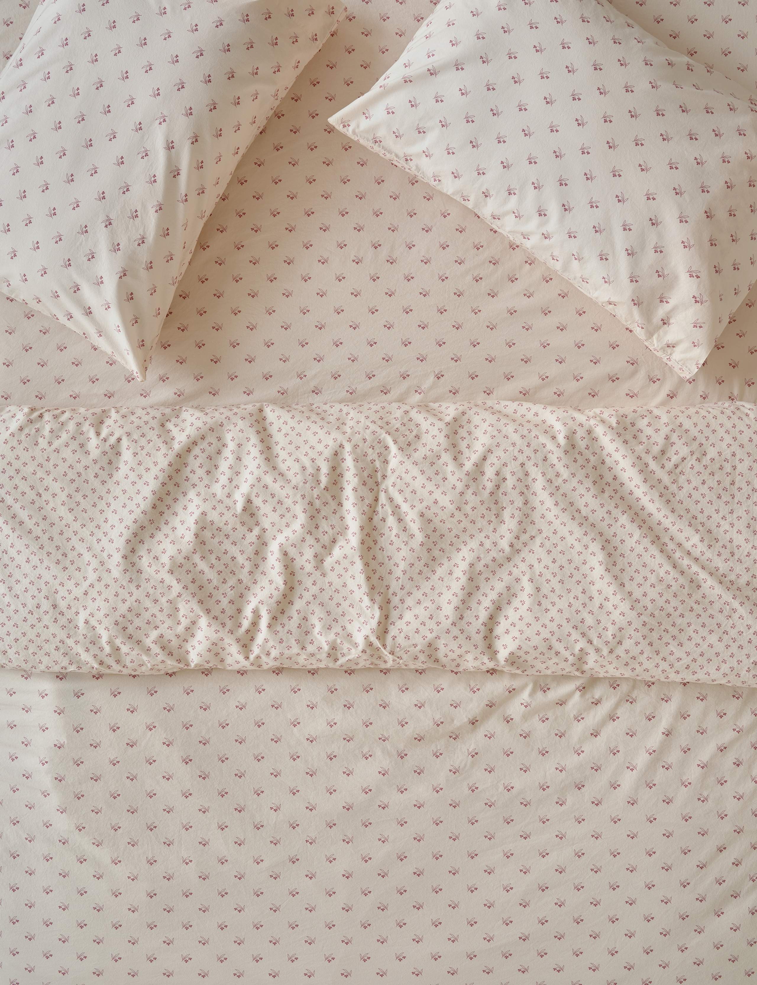 Martha Floral Pure Cotton Duvet Cover 1 of 3